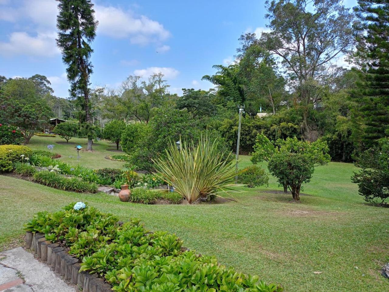 CASA CAMPESTRE EN LLANOGRANDE