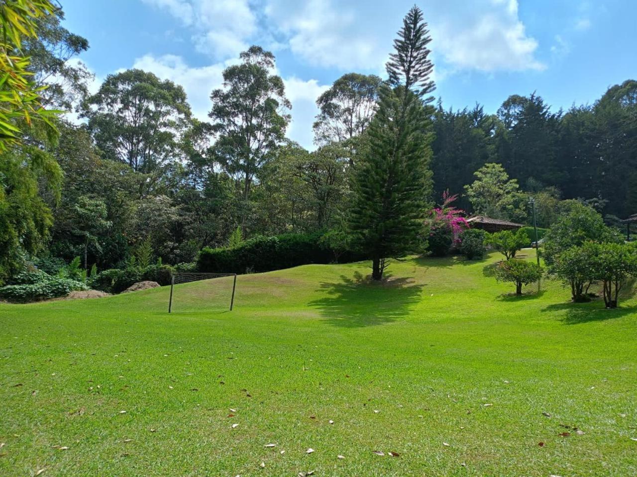 CASA CAMPESTRE EN LLANOGRANDE
