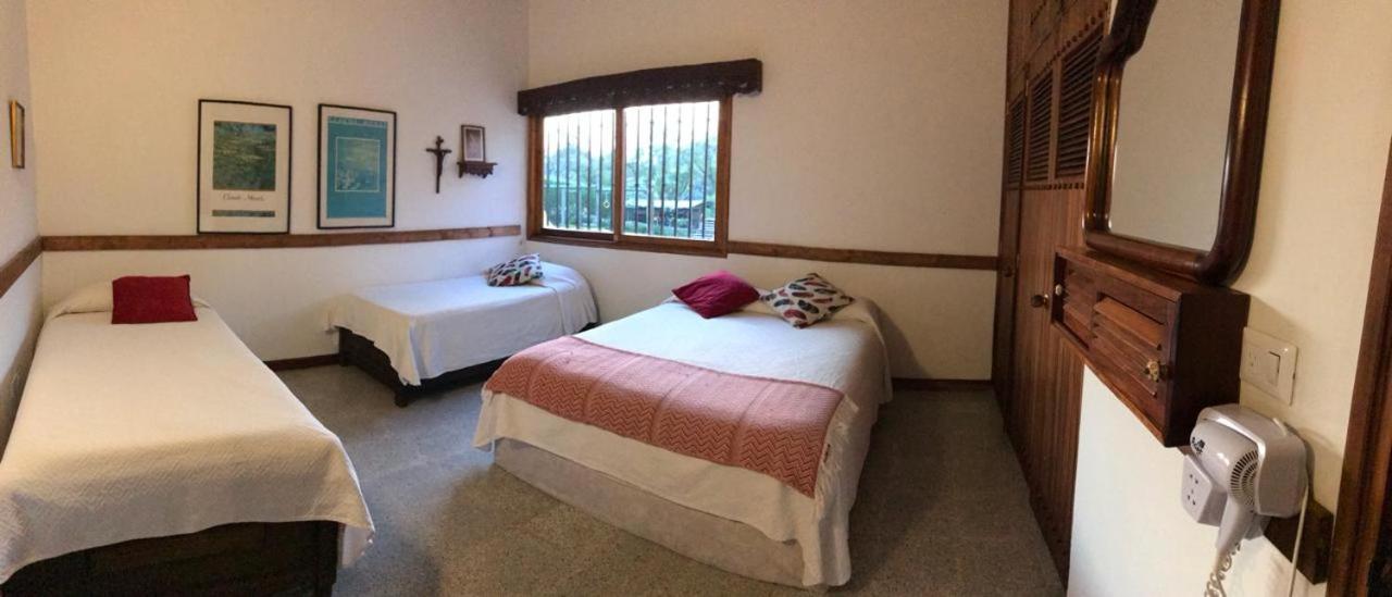 CASA CAMPESTRE EN LLANOGRANDE
