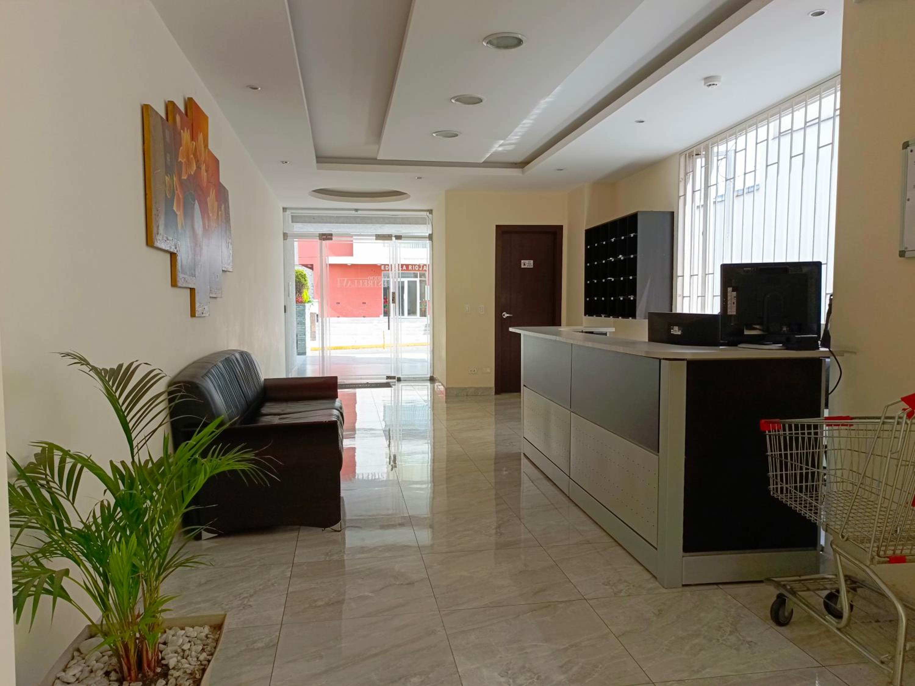 LIKE a HOME, 3Beds - Balcony - Garage - 6ThFloor view 5