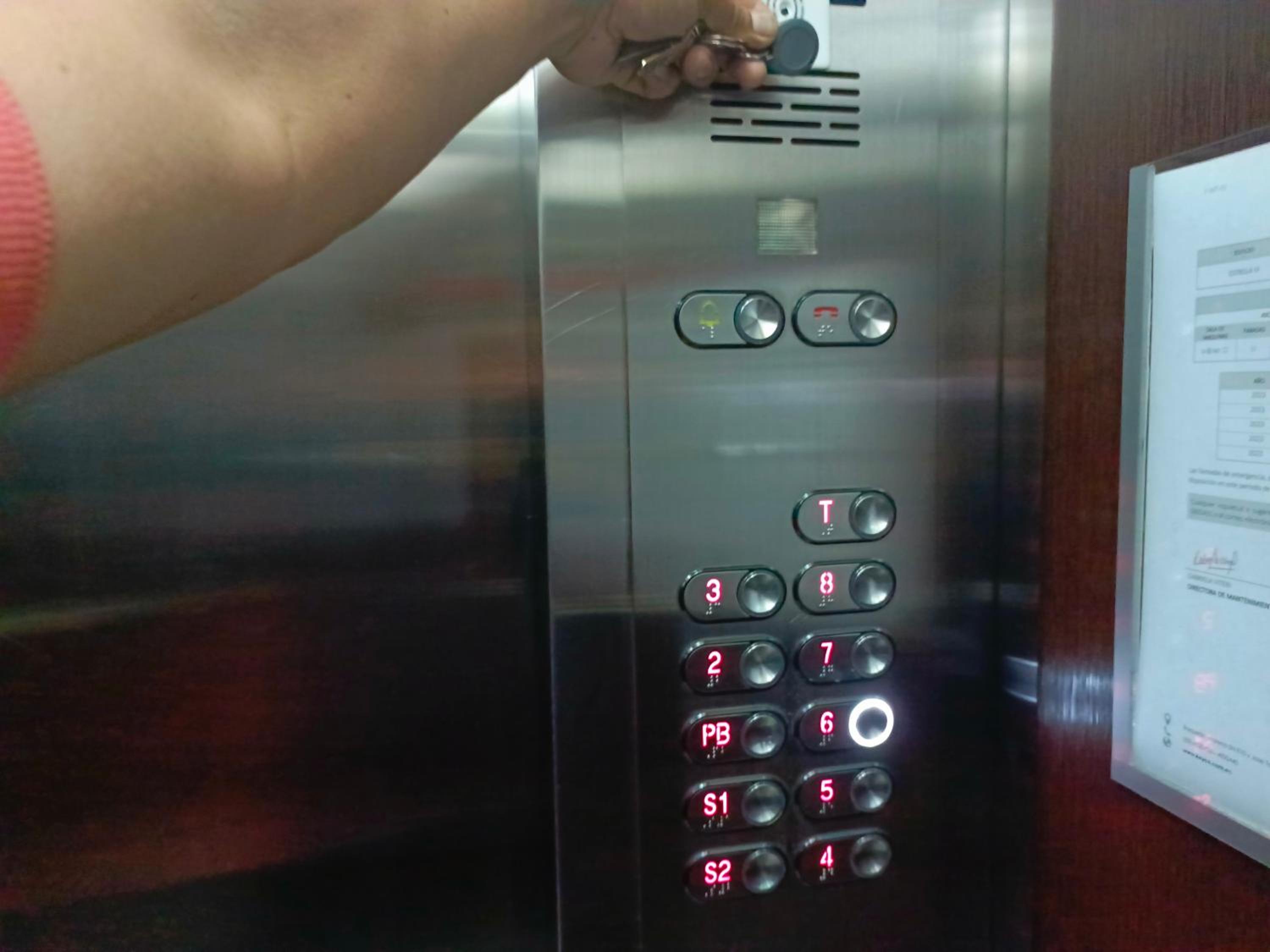 LIKE a HOME, 3Beds - Balcony - Garage - 6ThFloor view 3