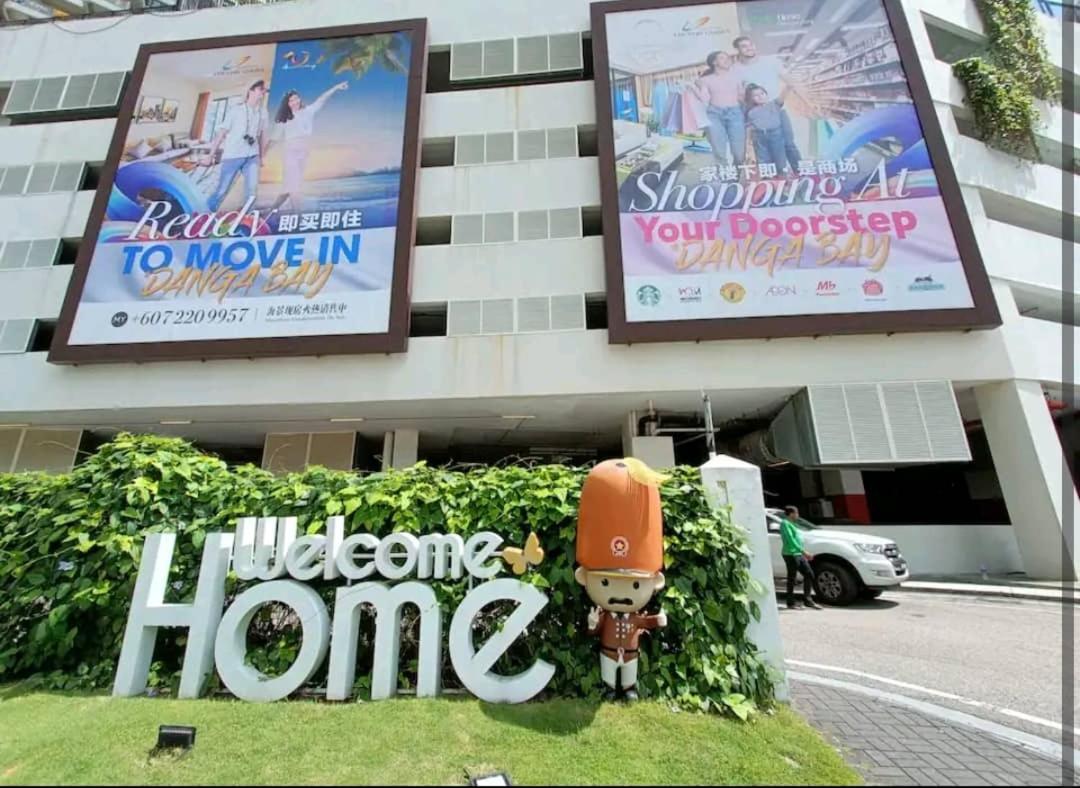 seaview beach 4-13pax CIQ 5mins johor bahru KSL MIDVALLEY