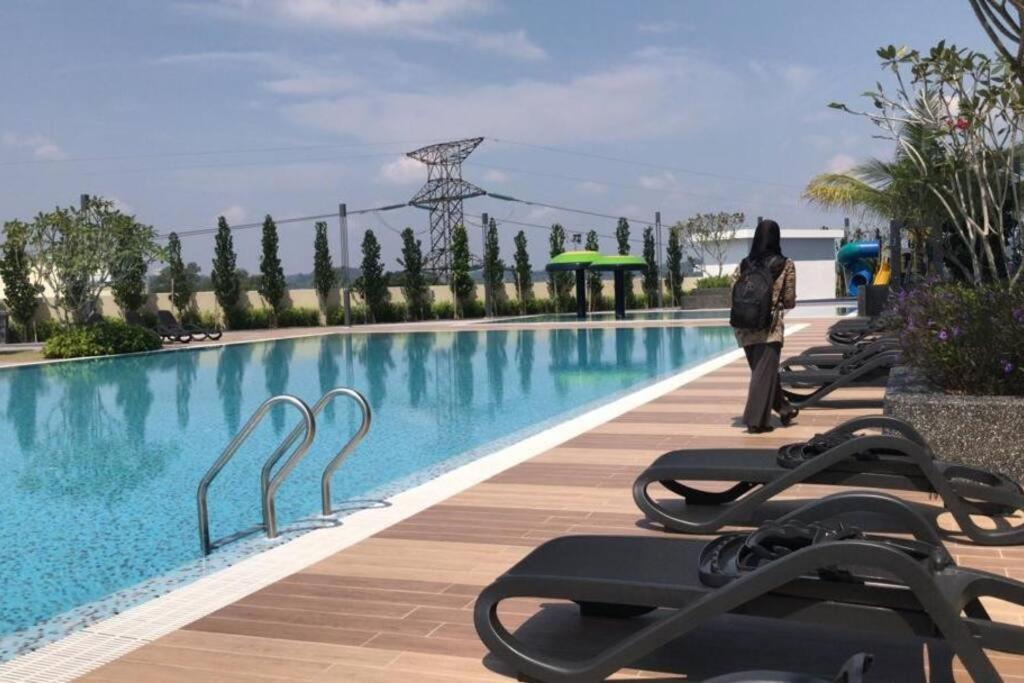 2 bedrooms VivaVibes Home Ostia Bangi next to Bangi Toll