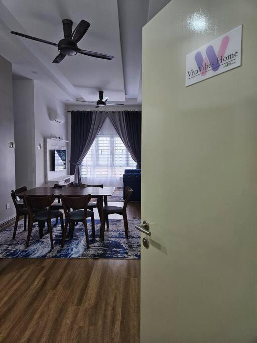 2 bedrooms VivaVibes Home Ostia Bangi next to Bangi Toll