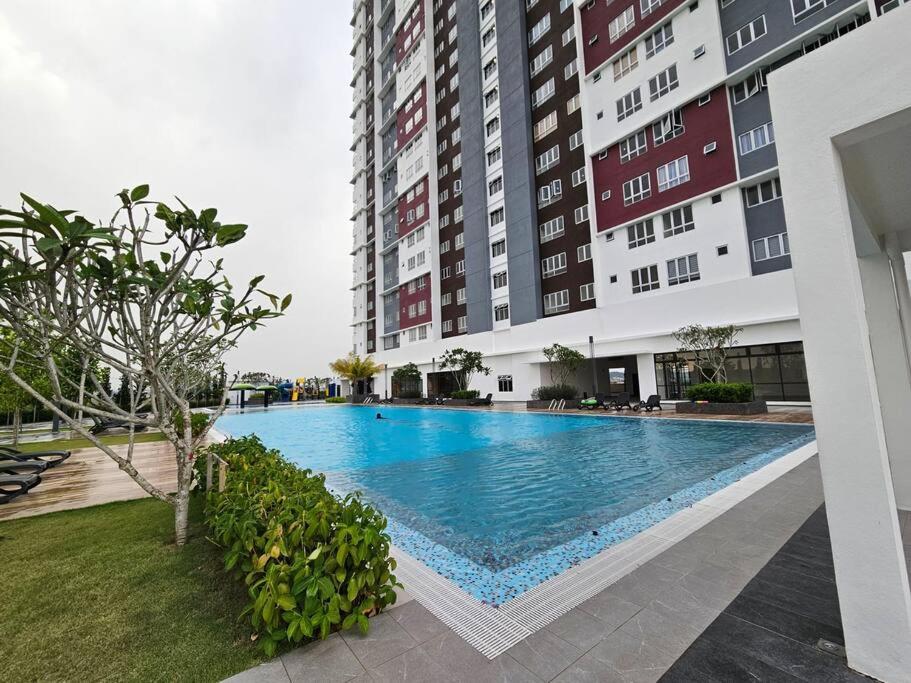 2 bedrooms VivaVibes Home Ostia Bangi next to Bangi Toll
