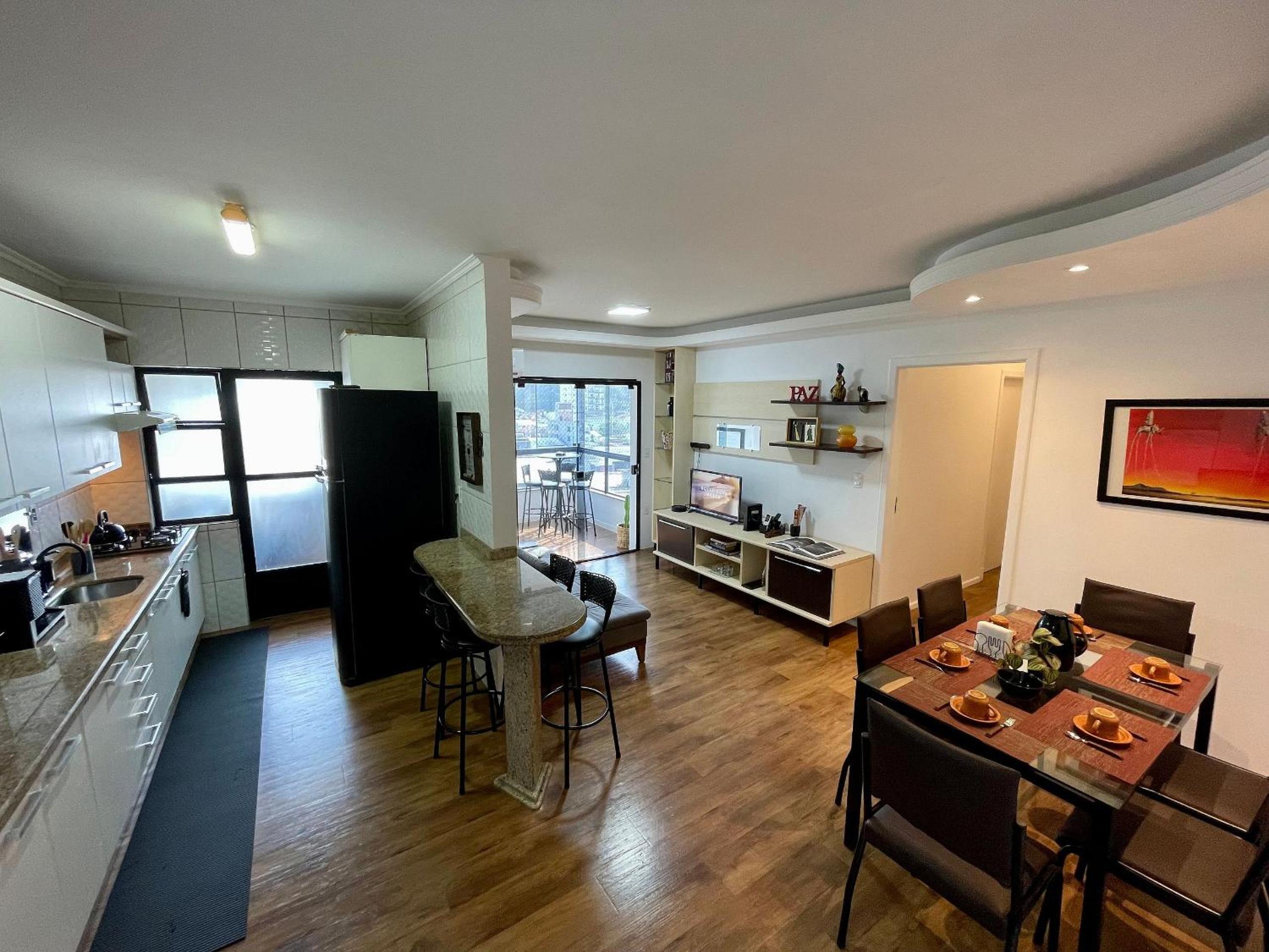 APT 704 - Privileged Location - 2 Bedrooms - Garage - Fazenda/Itajaí