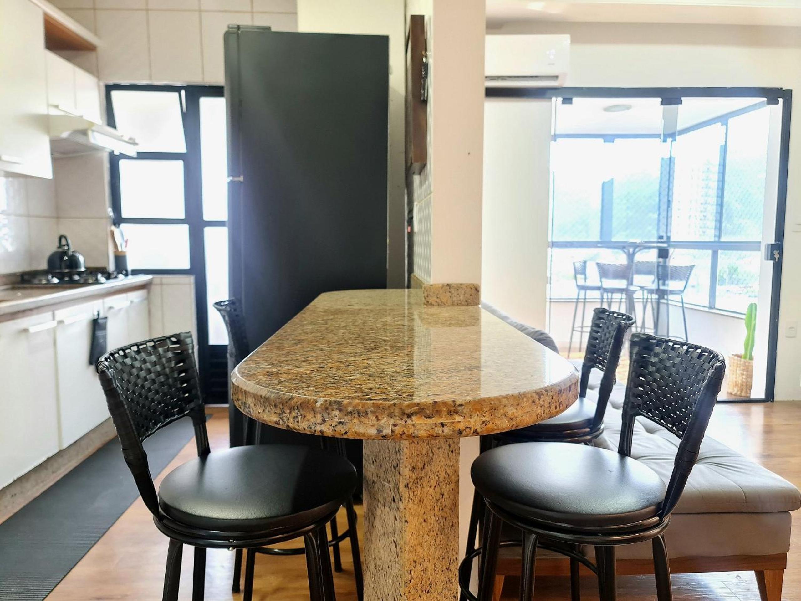 APT 704 - Privileged Location - 2 Bedrooms - Garage - Fazenda/Itajaí