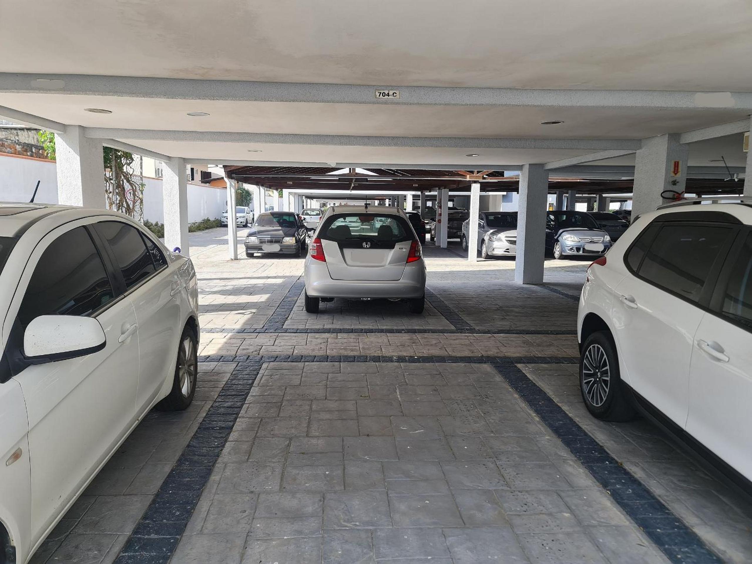 APT 704 - Privileged Location - 2 Bedrooms - Garage - Fazenda/Itajaí
