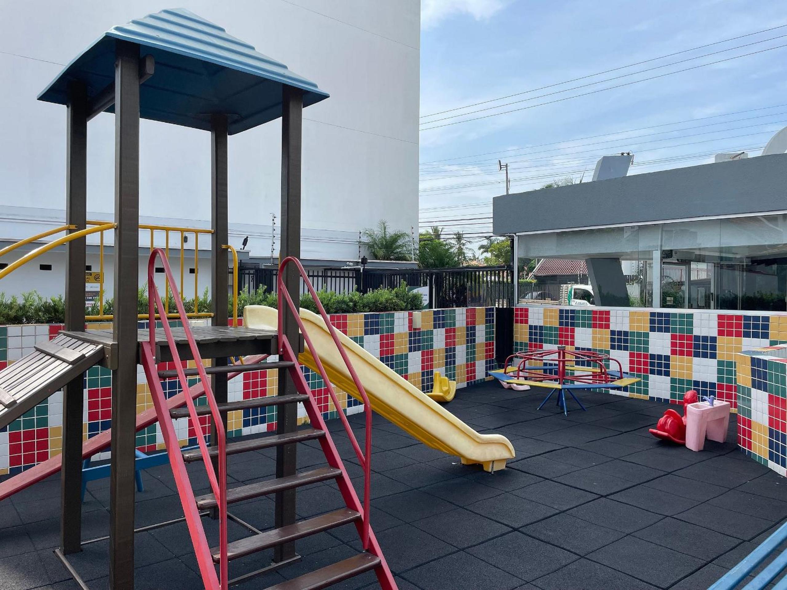 APT 704 - Privileged Location - 2 Bedrooms - Garage - Fazenda/Itajaí