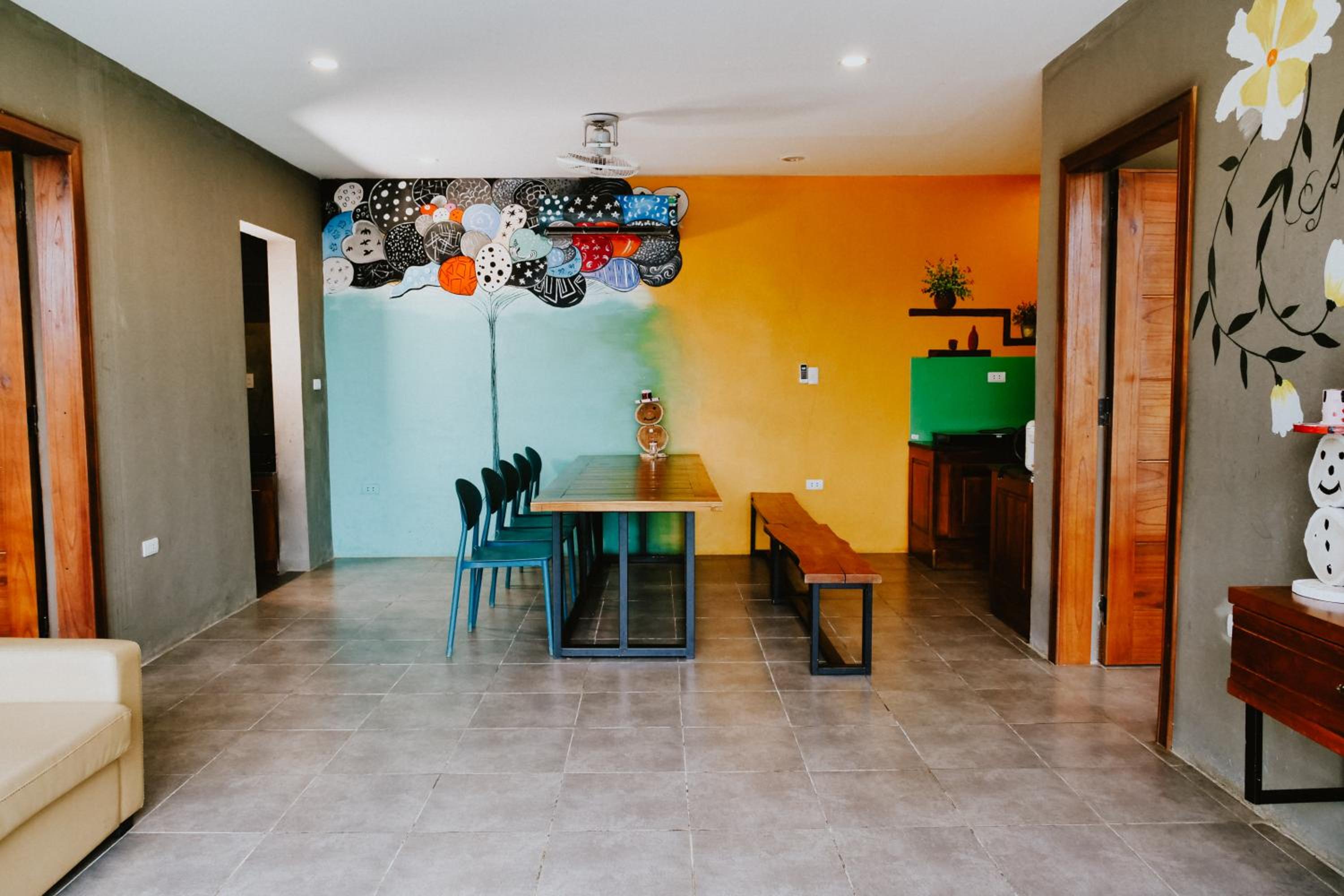 DC Green Villa & Resort Bavi - private pool and Mountain view