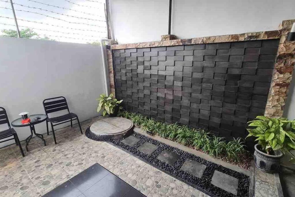 Shafira House - Modern House 3BR near Yogyakarta culinary spots view 5