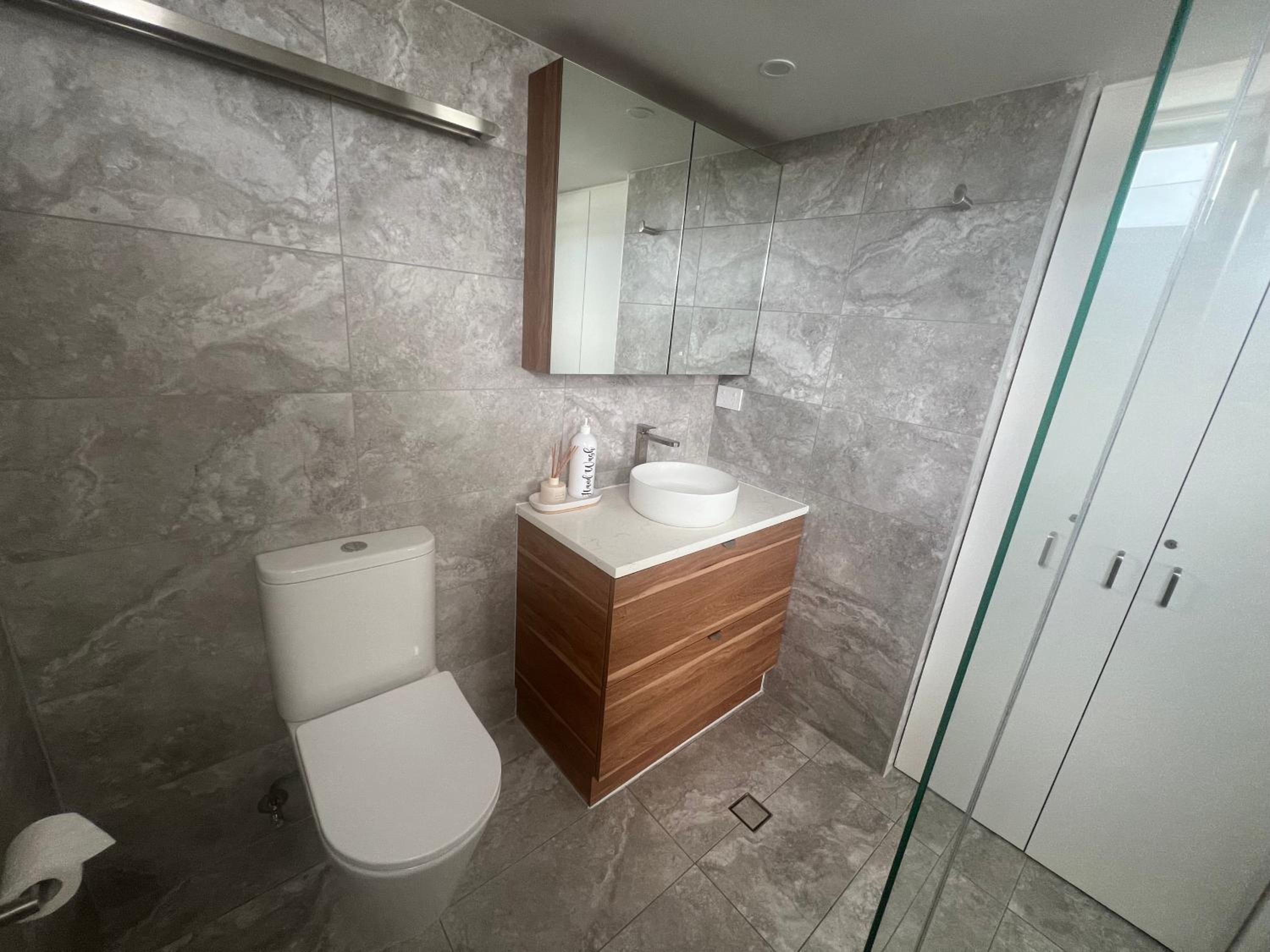 Ocean View - Alexandra Headlands Beachfront Unit