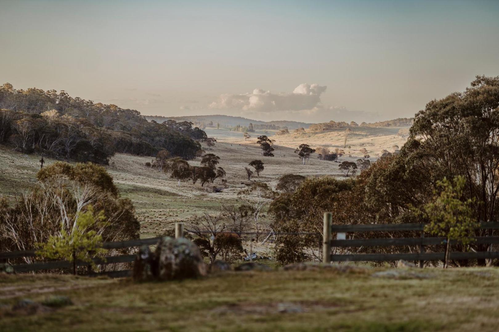 Kallarroo Farmstay - Secluded Retreat in Snowy Mountains