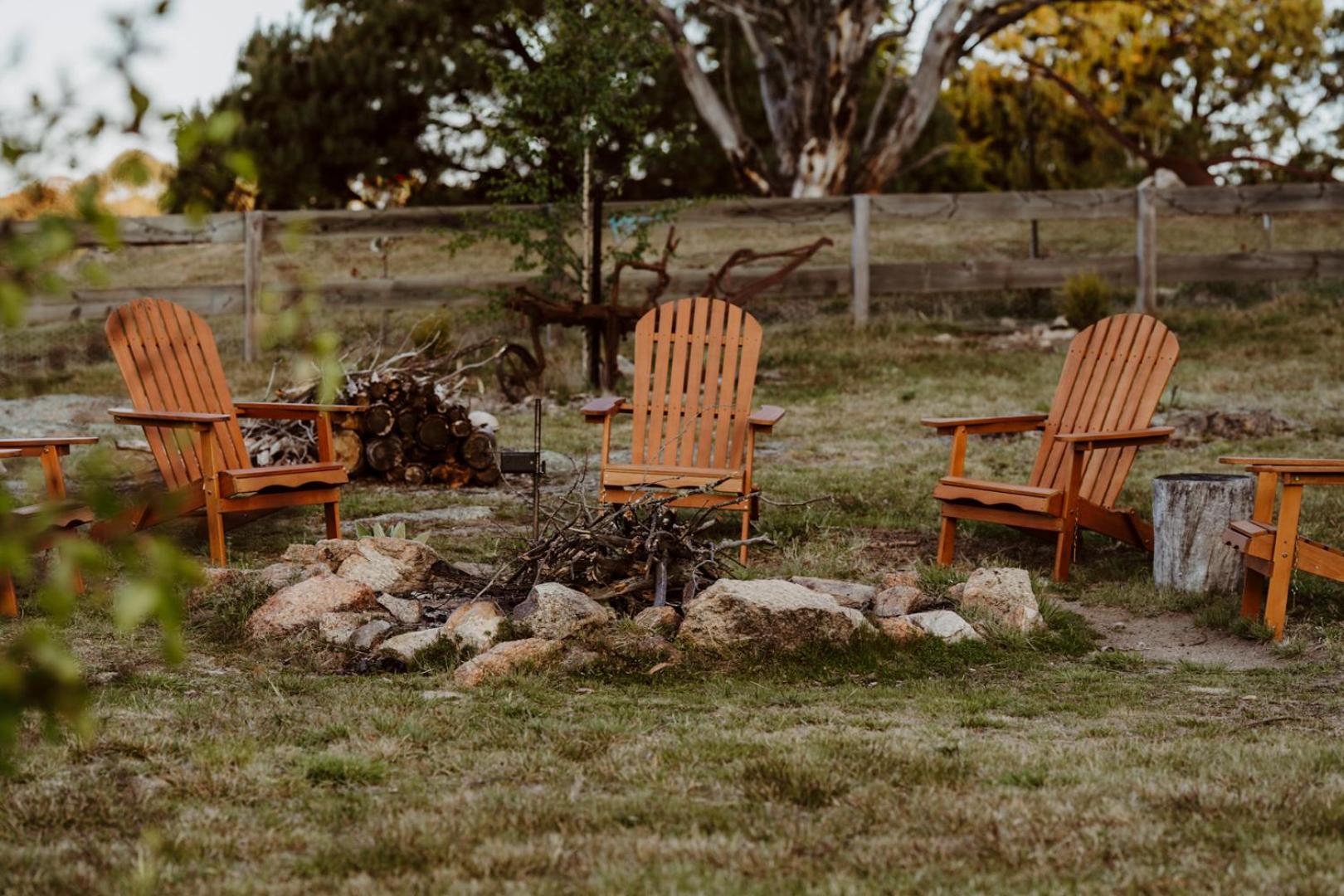 Kallarroo Farmstay - Secluded Retreat in Snowy Mountains