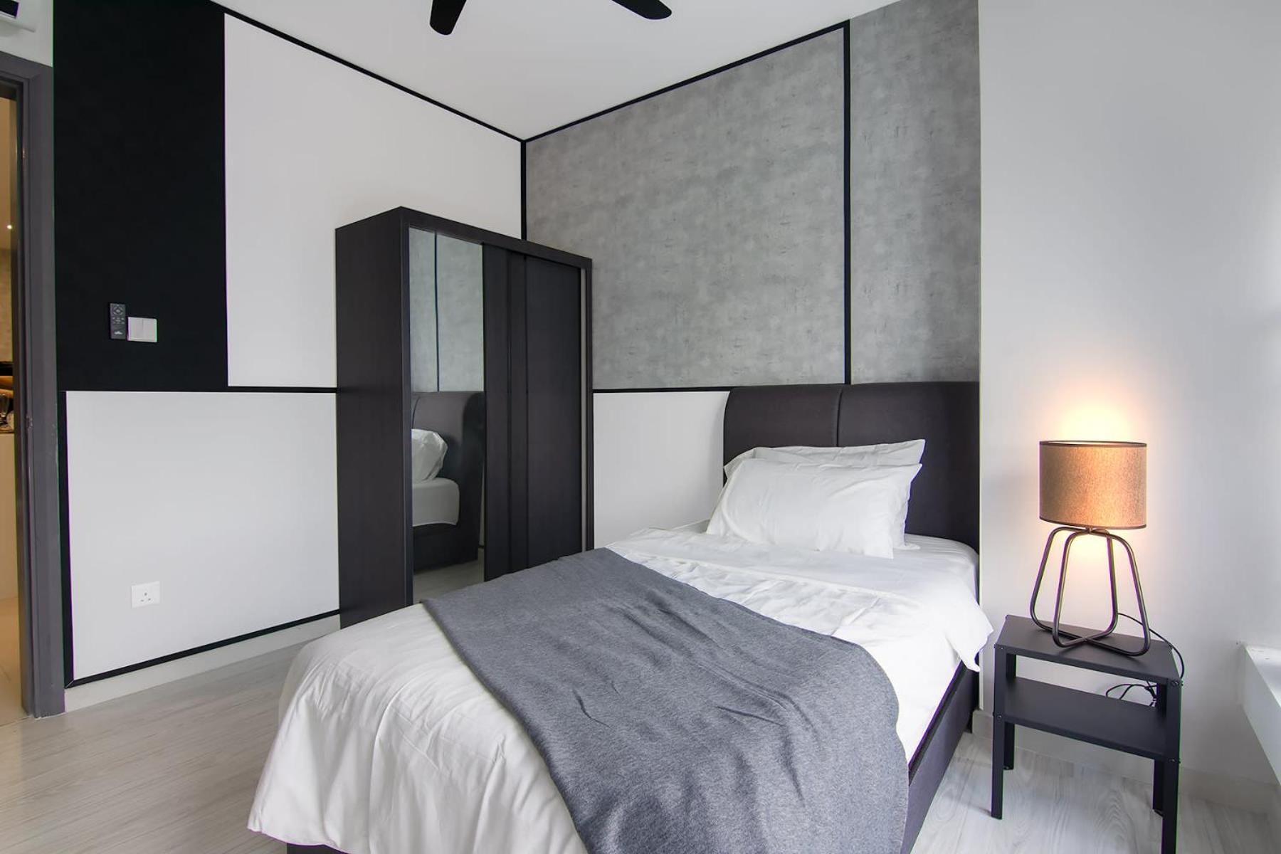 A Cozy & Lovely High-Floor 3BR Suite City Views