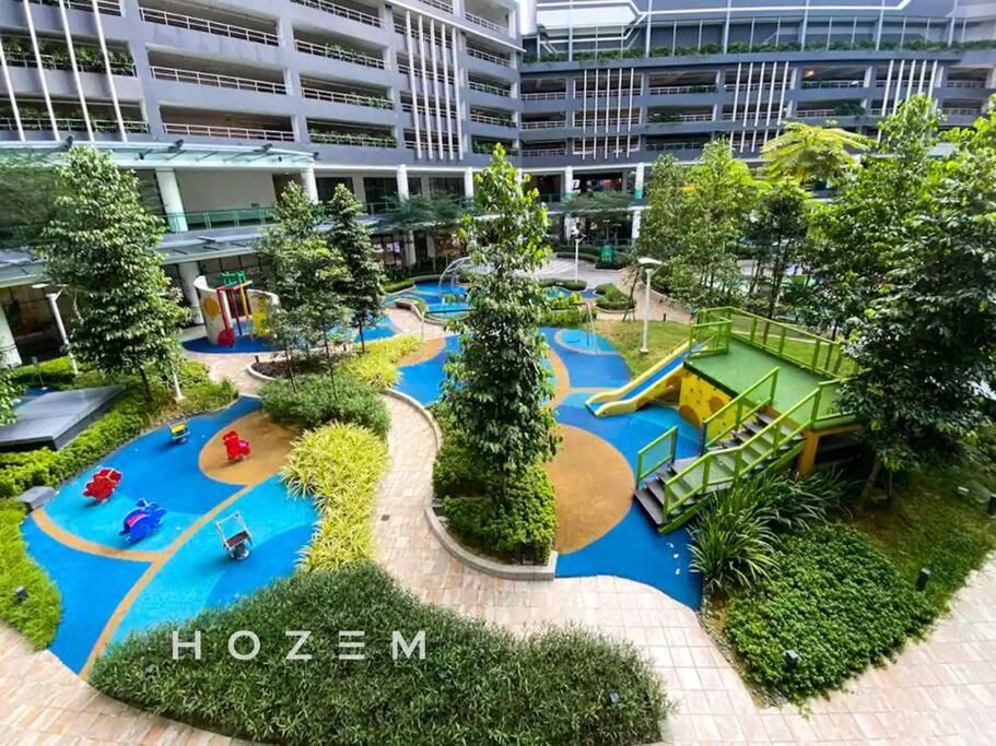 Nice Pool View 3BR3B Near Desa Park and Mont Kiara