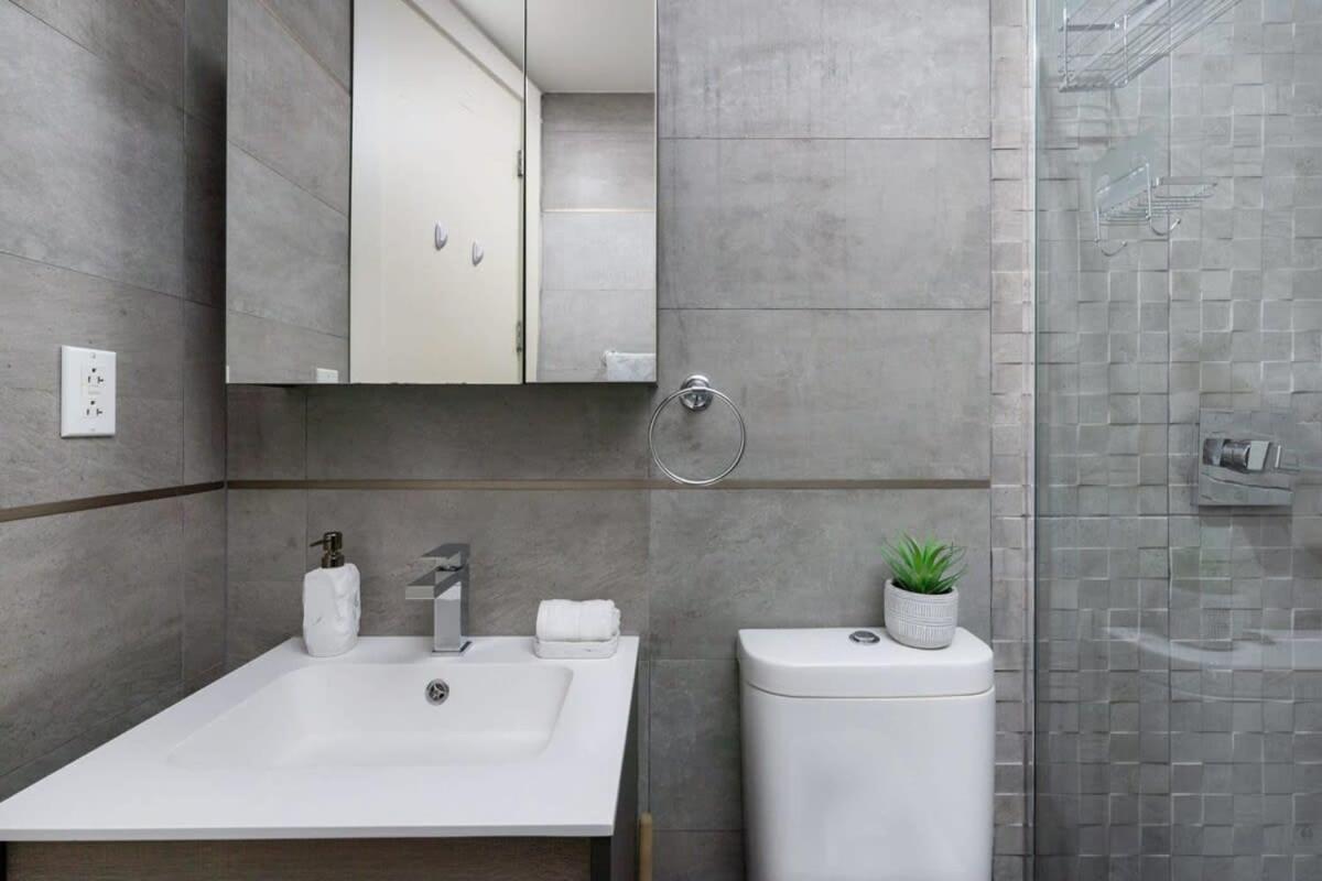75-2A furnished 1BR W D Elev central park