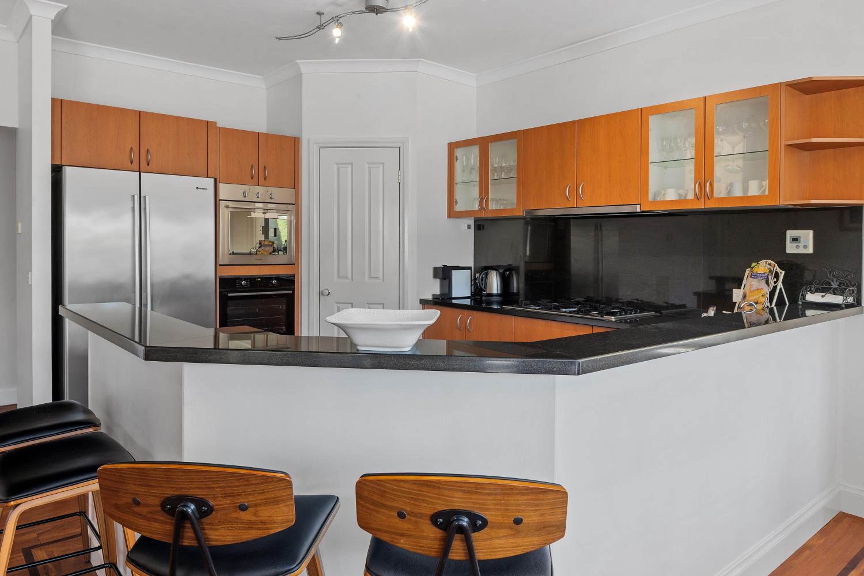 A Holiday Home for All Seasons - Modern, Peaceful, Family Friendly