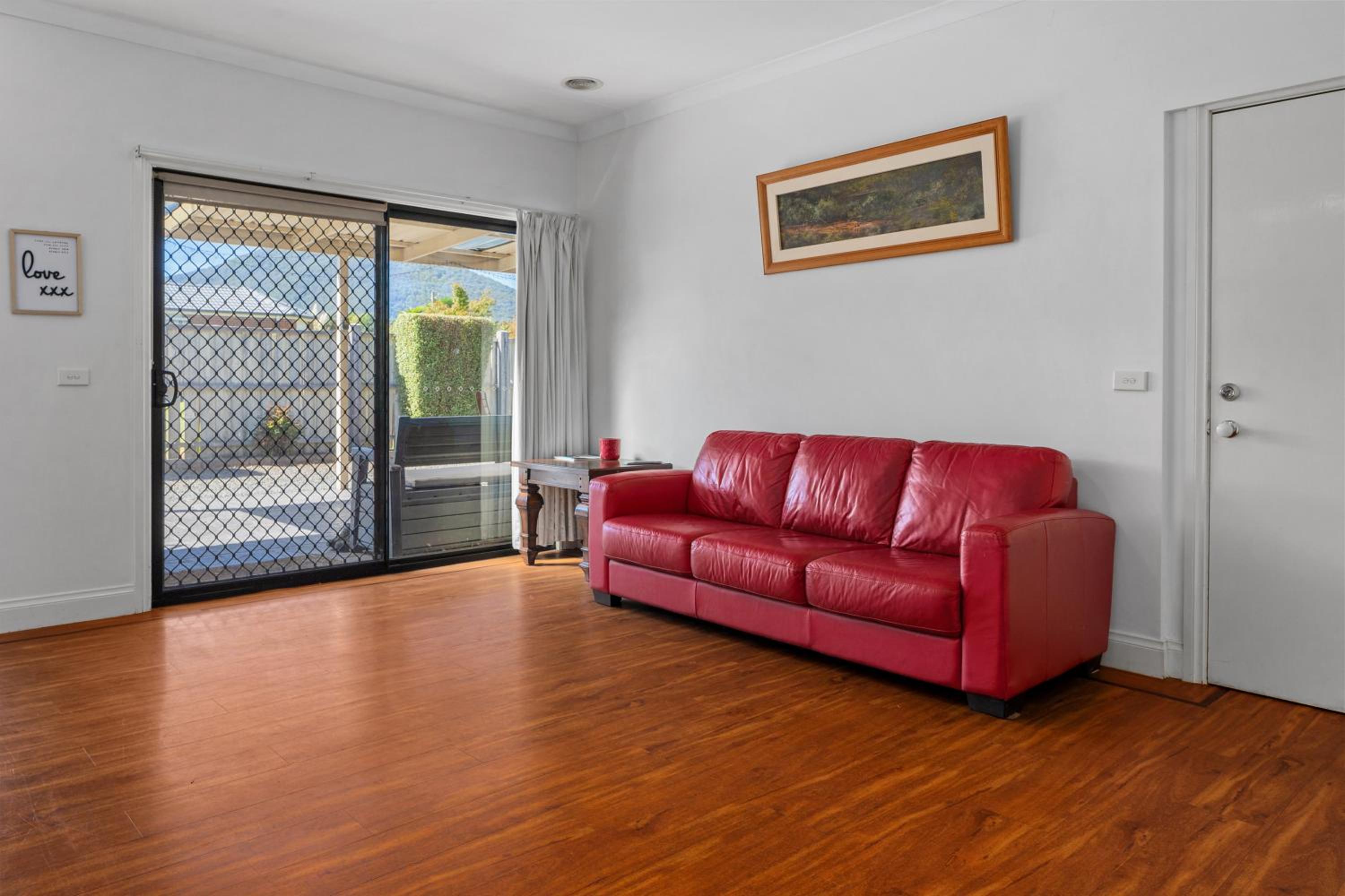 A Holiday Home for All Seasons - Modern, Peaceful, Family Friendly
