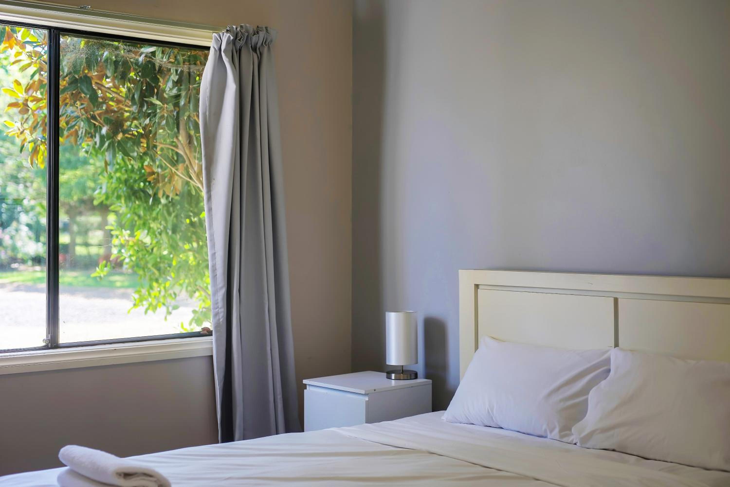 A Holiday Home for All Seasons - Modern, Peaceful, Family Friendly