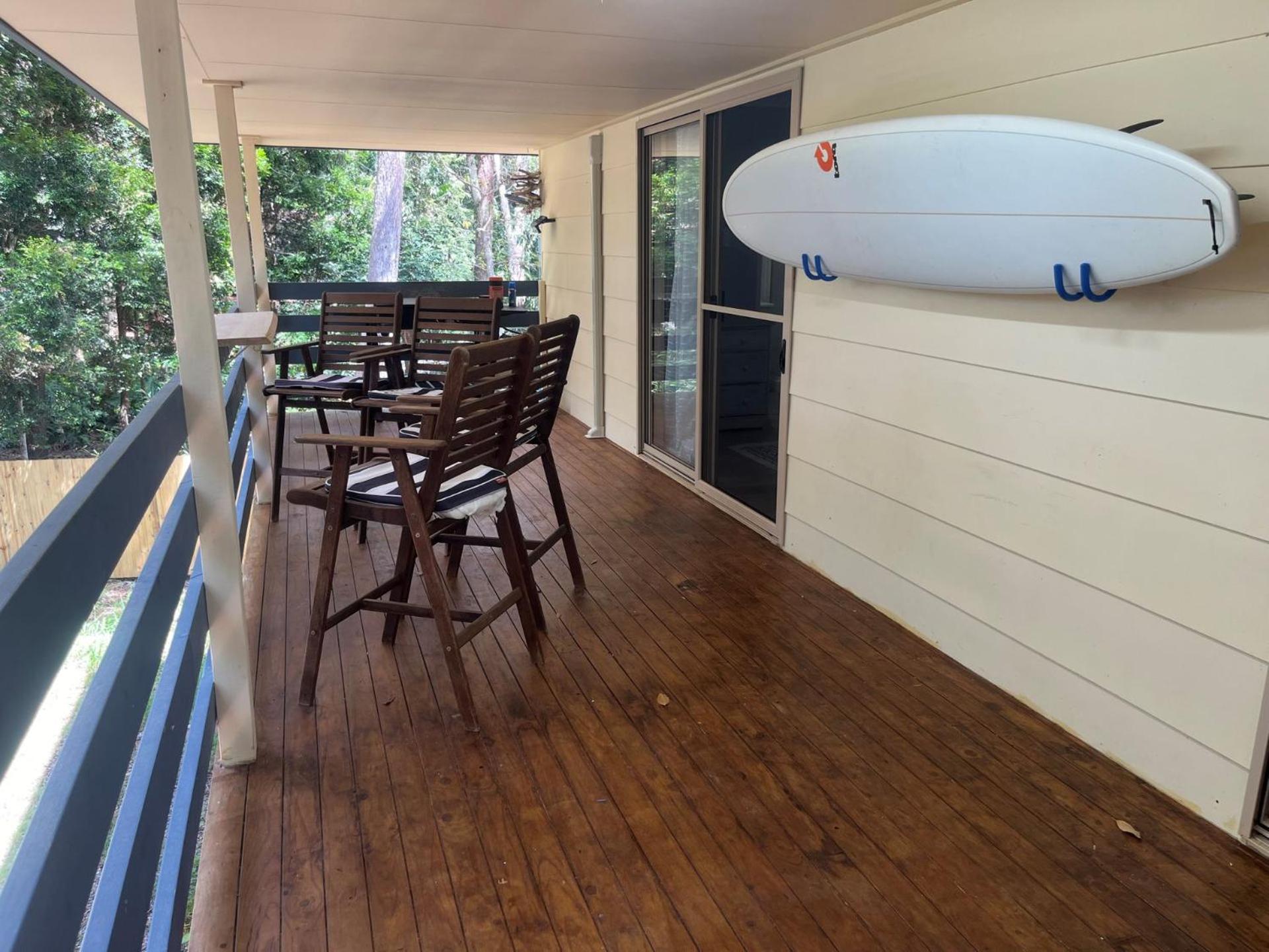 6 Redwood Court Rainbow Shores - Pets Welcome Fenced yard