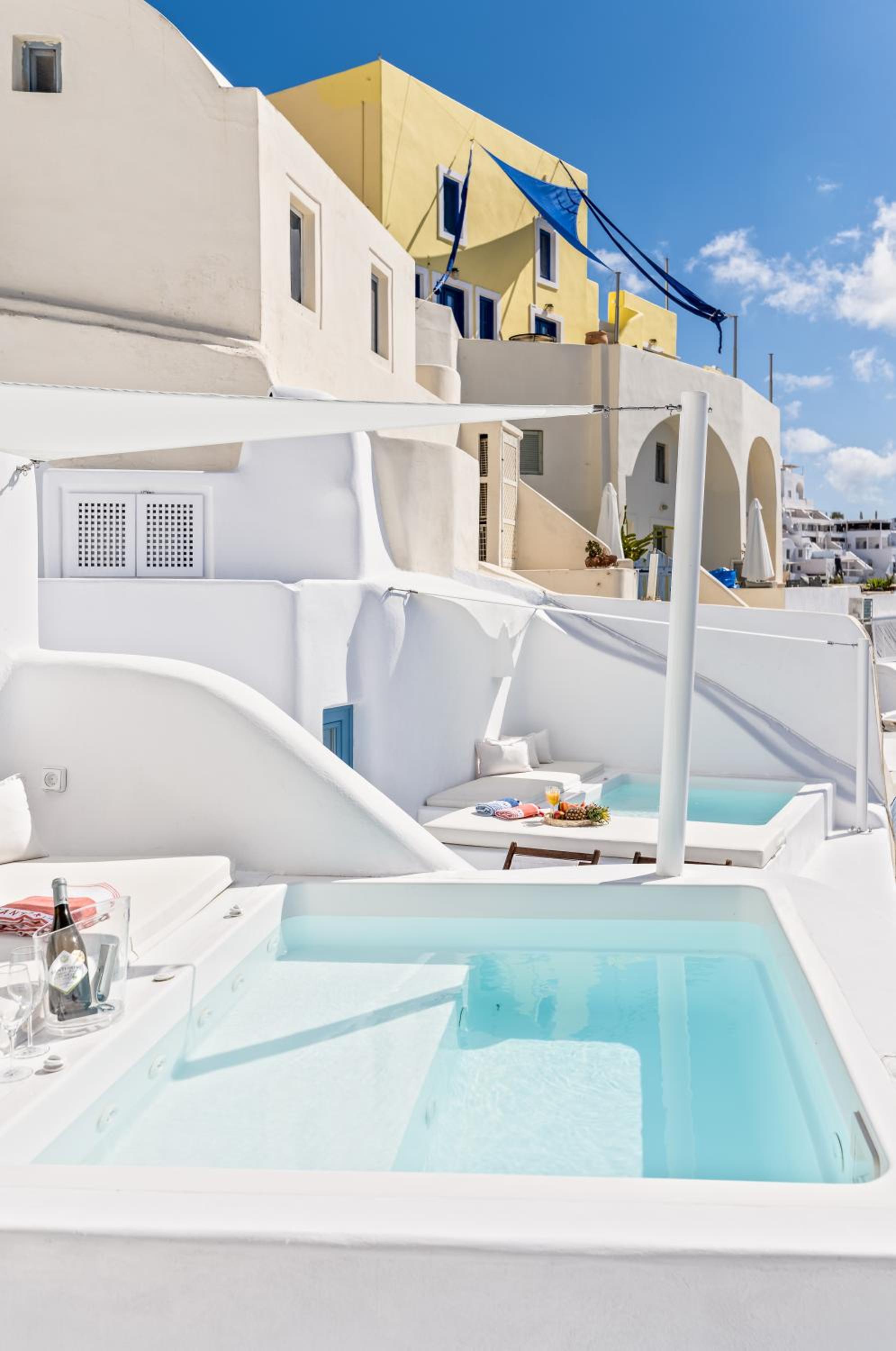 Aristos Life Luxury Cave Villas
