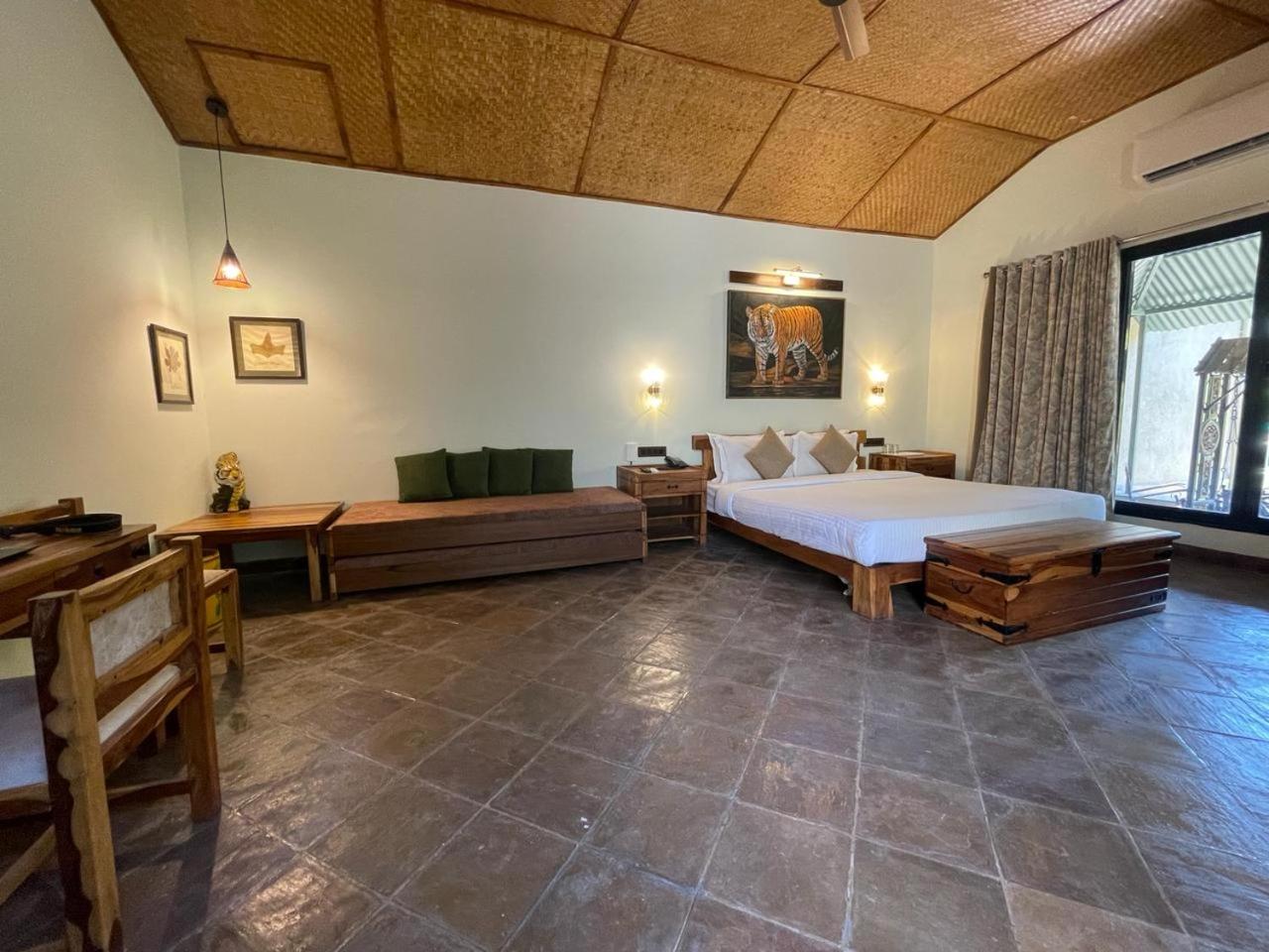 Tathastu Bandhavgarh