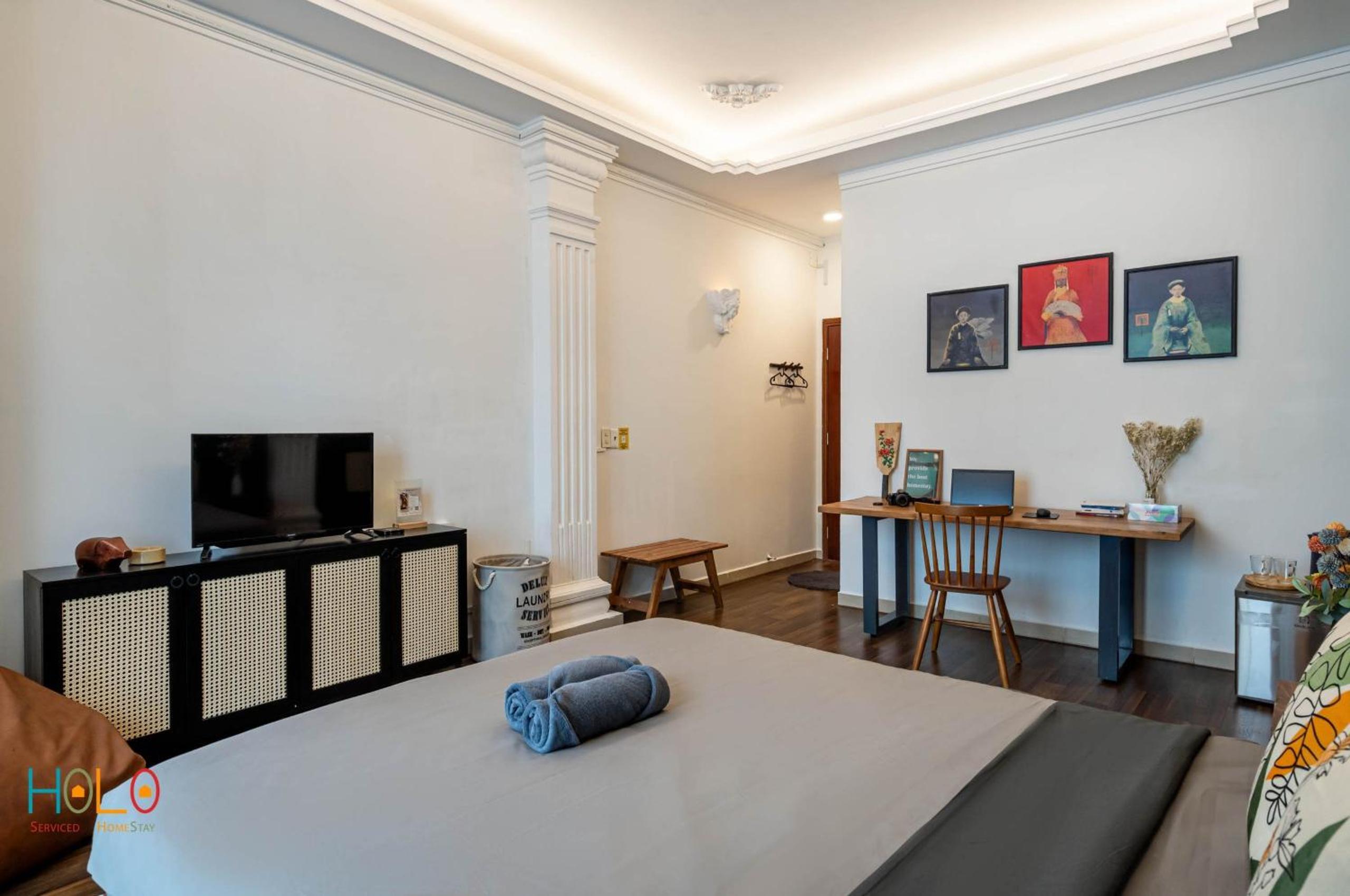 HOLO LE THANH TON SAIGON Serviced HomeStay