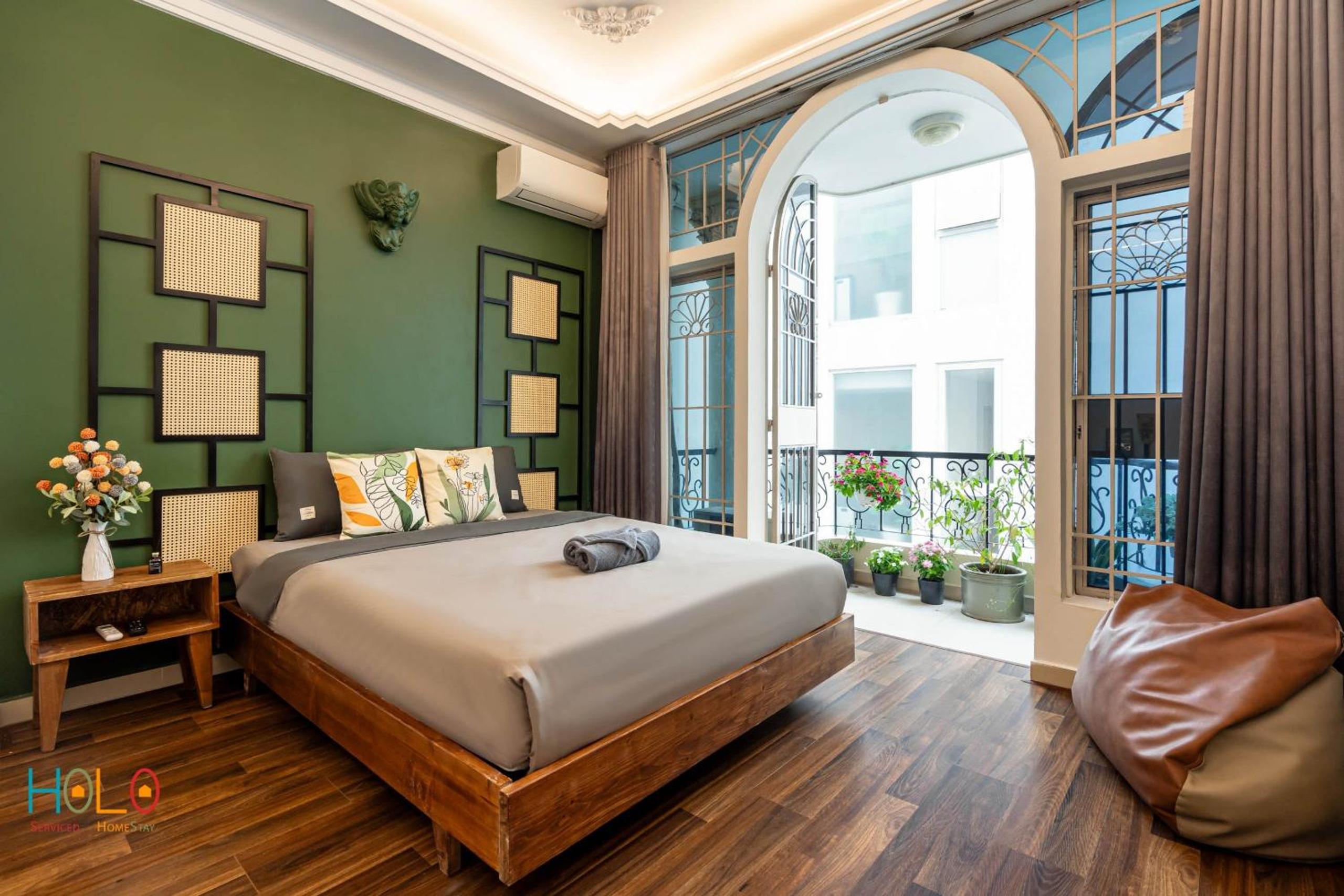 HOLO LE THANH TON SAIGON Serviced HomeStay