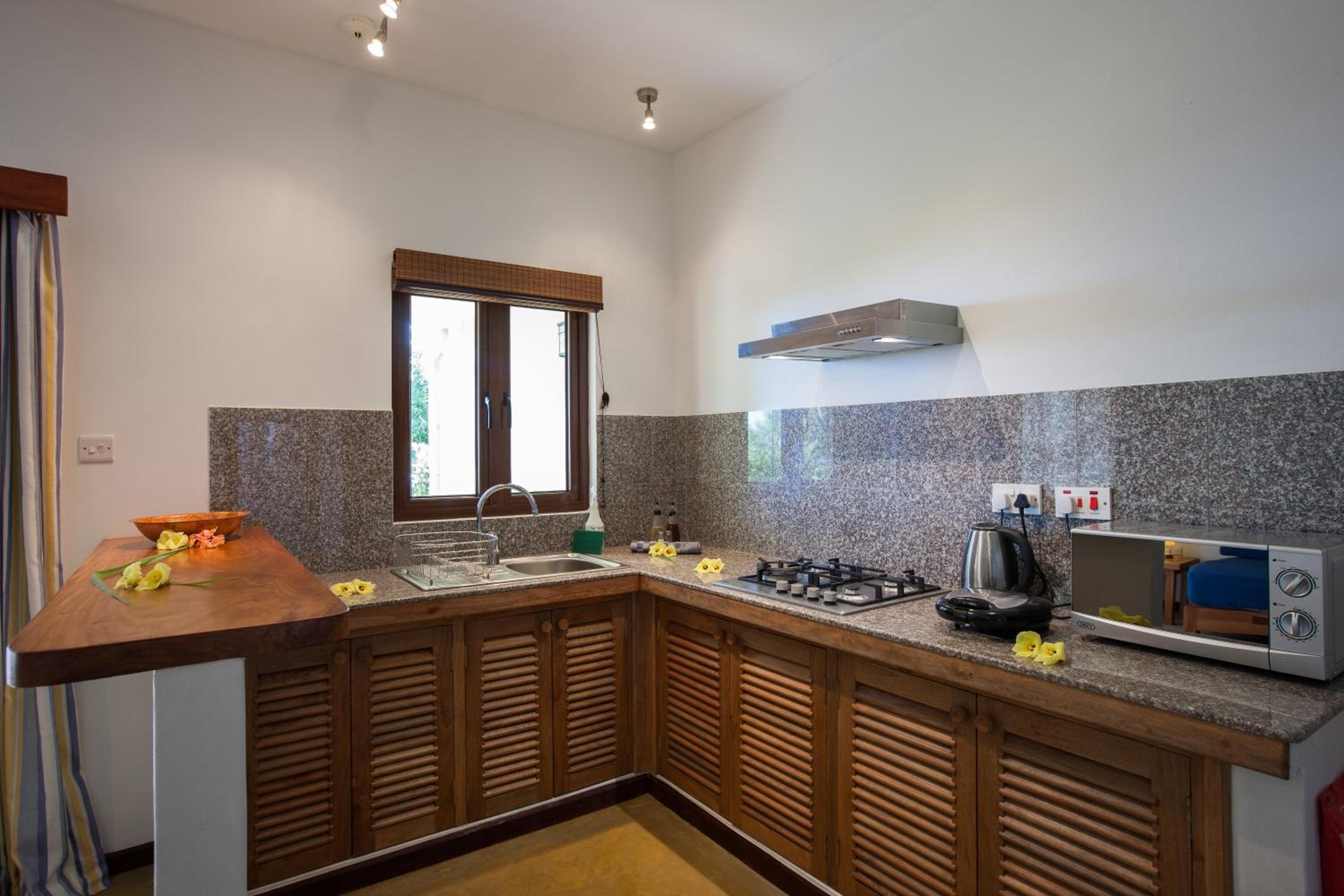 L'Hirondelle Self Catering Guest House photo 5