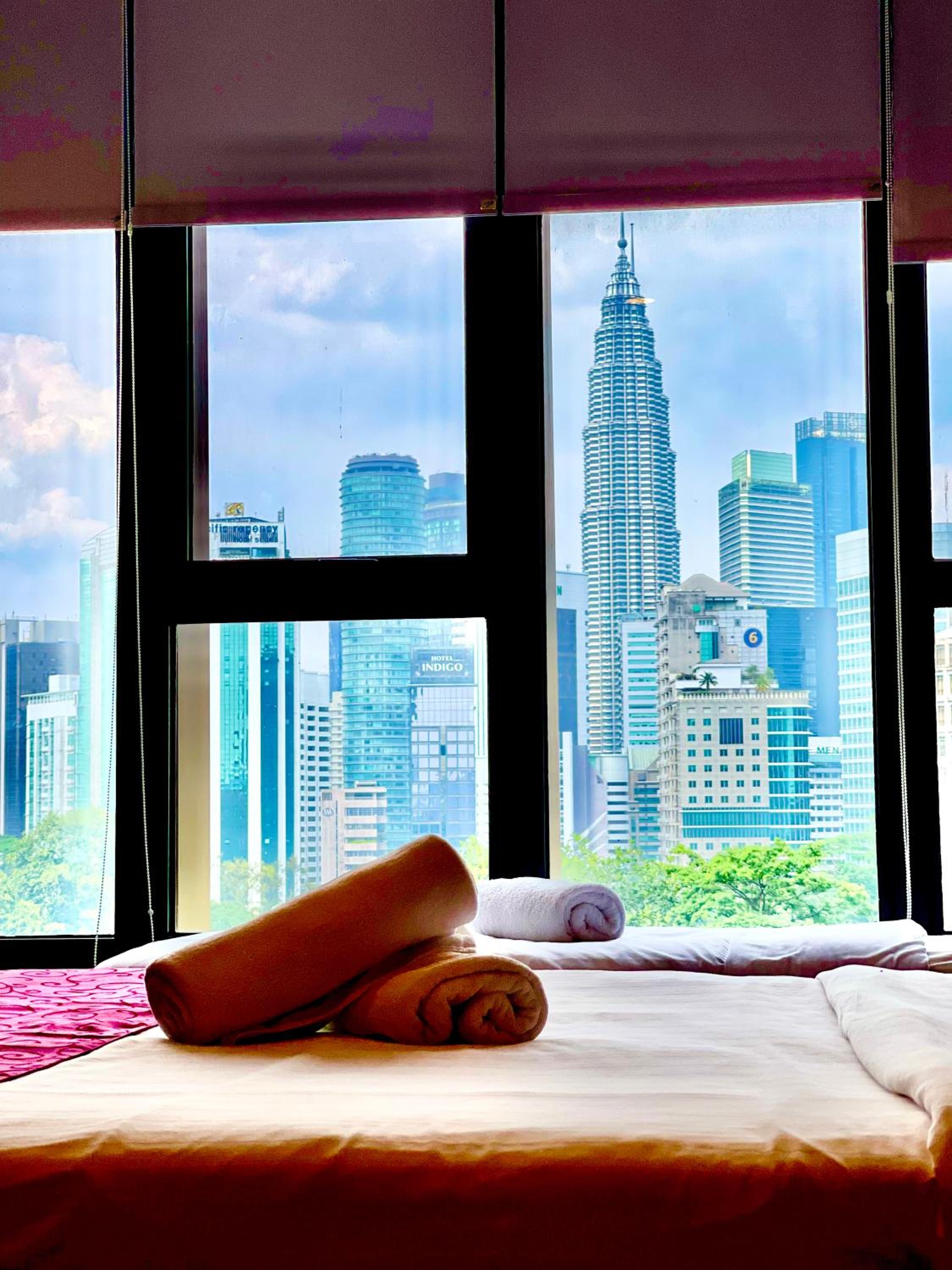 Ceylonz Suites Infinity Pool By Bukit Bintang