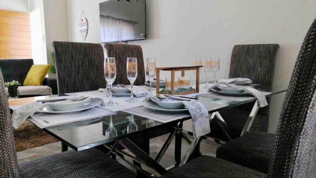 Evans Village - Apartments & Spa