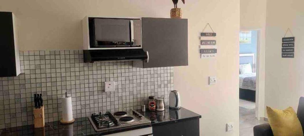 Evans Village - Apartments & Spa