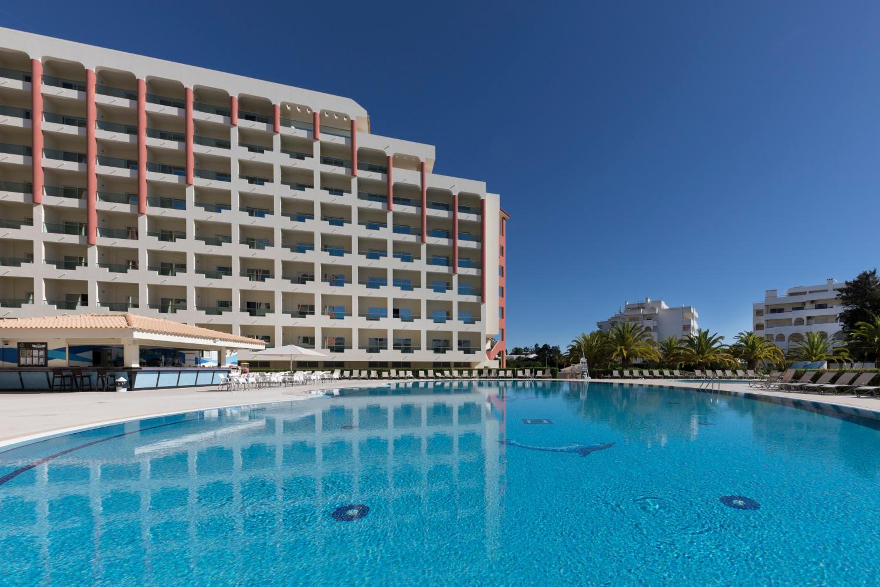 Armacao de Pera Vacations - Ukino Palmeiras Village - 24h All Inclusive - Property Image 1