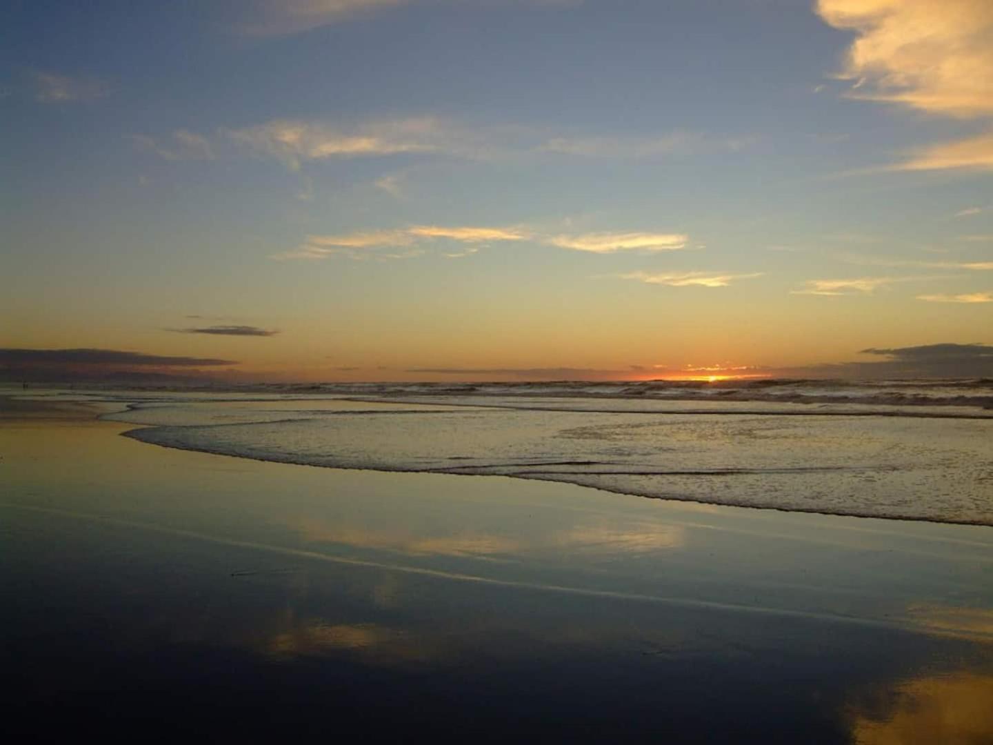 Hokitika Beach Break