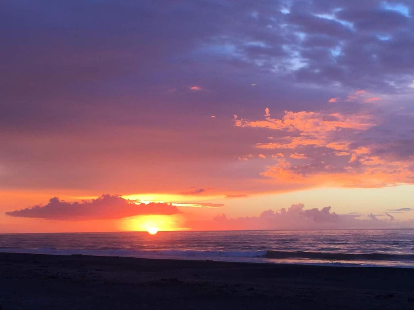 Hokitika Beach Break