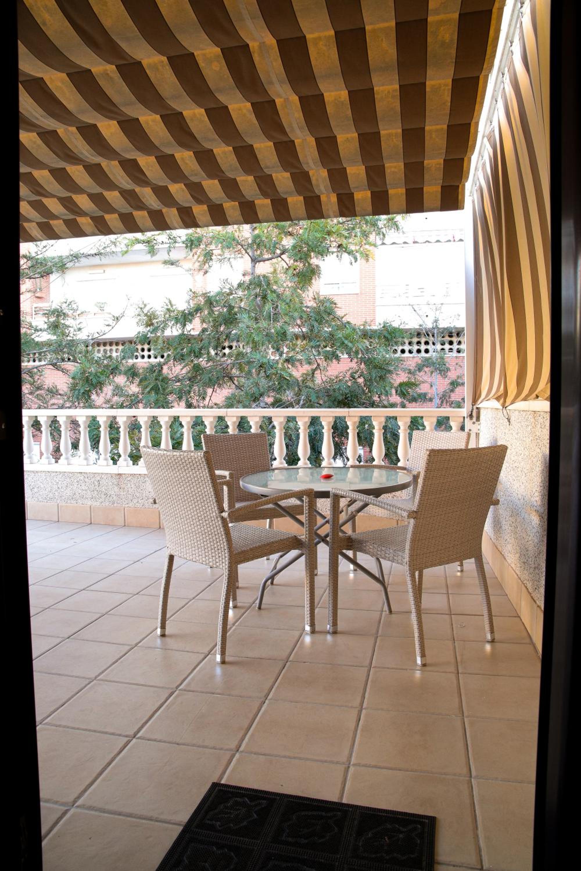 APARTAMENTO SANTA POLA ZONA CLUB NAUTICO PISCINA COMUNITARIa 1