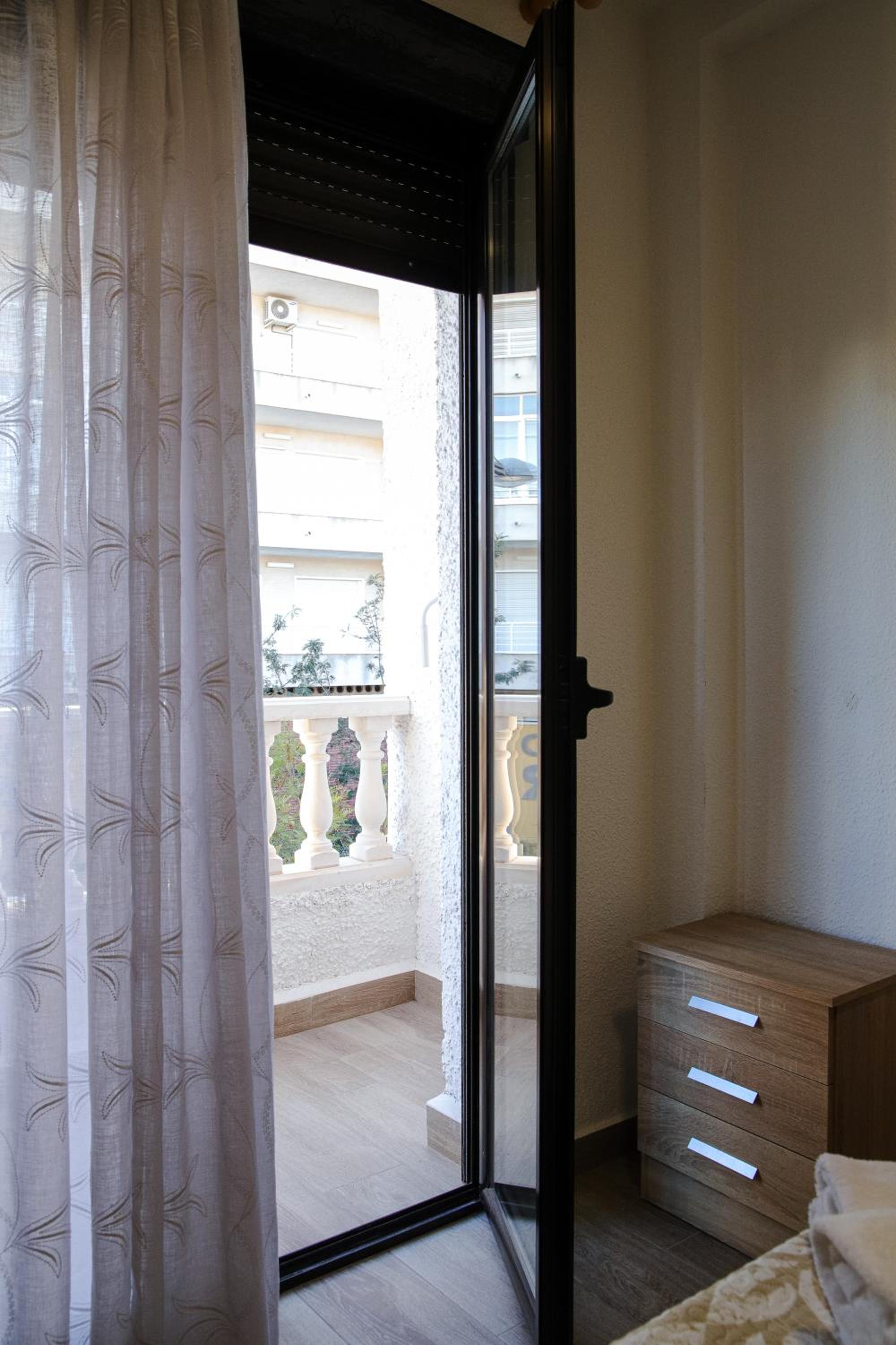 APARTAMENTO SANTA POLA ZONA CLUB NAUTICO PISCINA COMUNITARIa 1