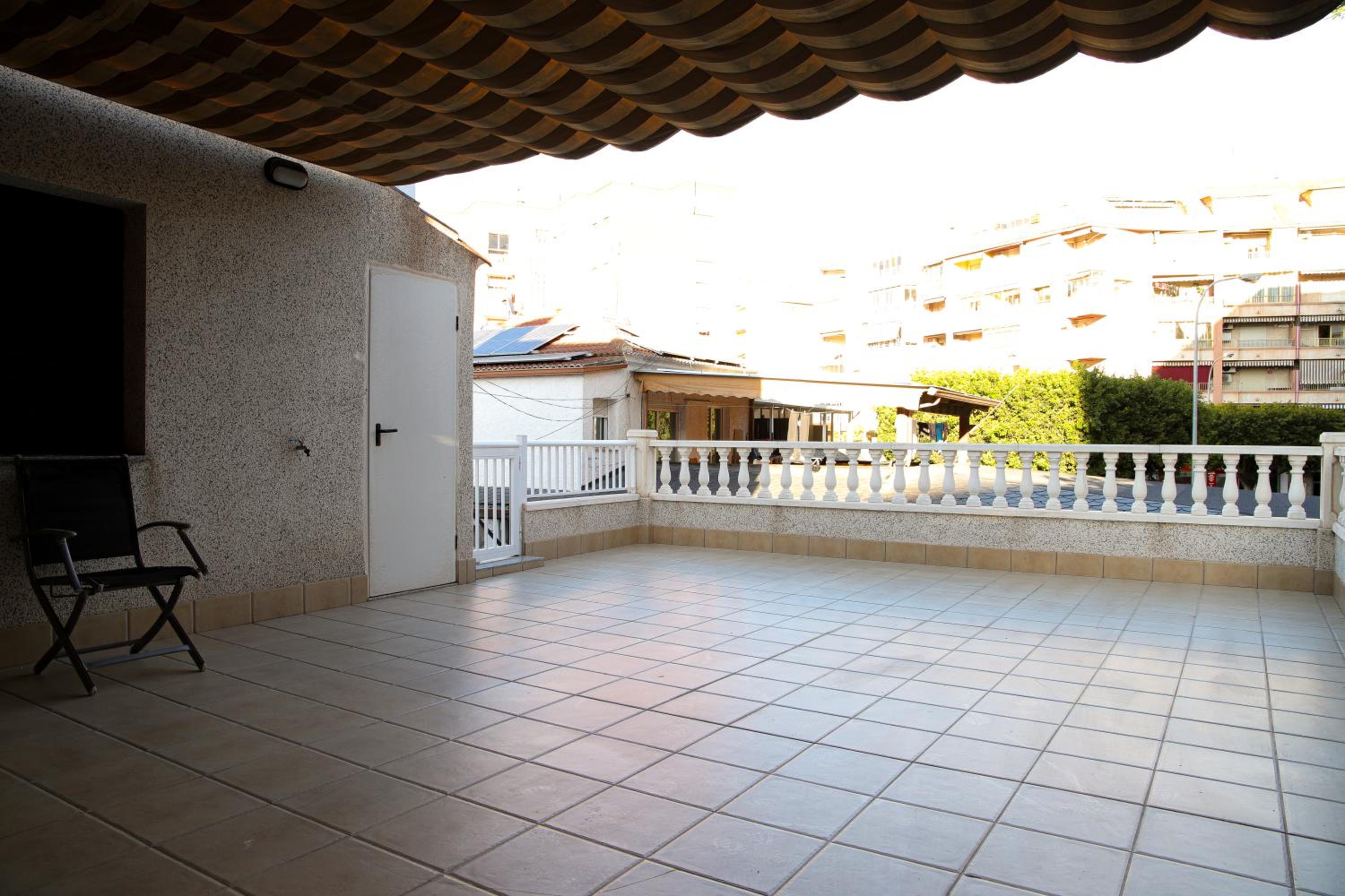 APARTAMENTO SANTA POLA ZONA CLUB NAUTICO PISCINA COMUNITARIa 1