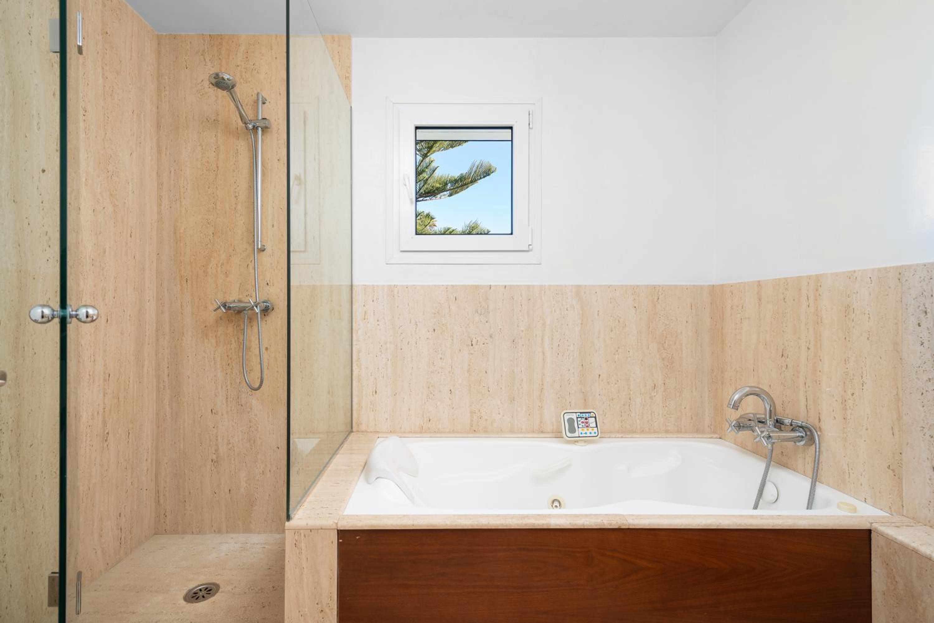 E421 Sa Roqueta by Mallorca Villa Selection