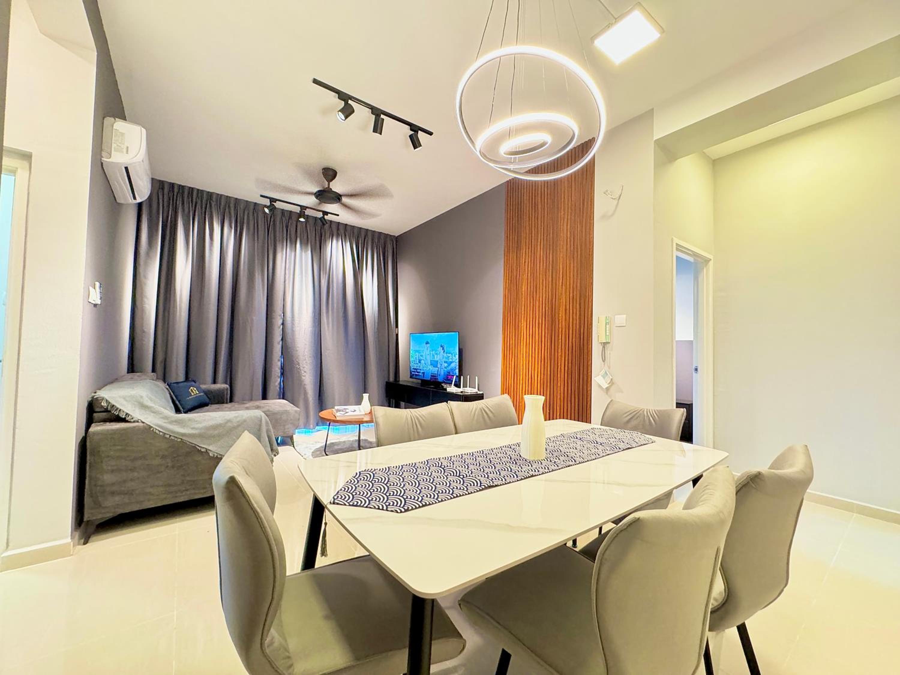 SKS Pavillion Residence Suites by Luxecocoo CK Johor Bahru
