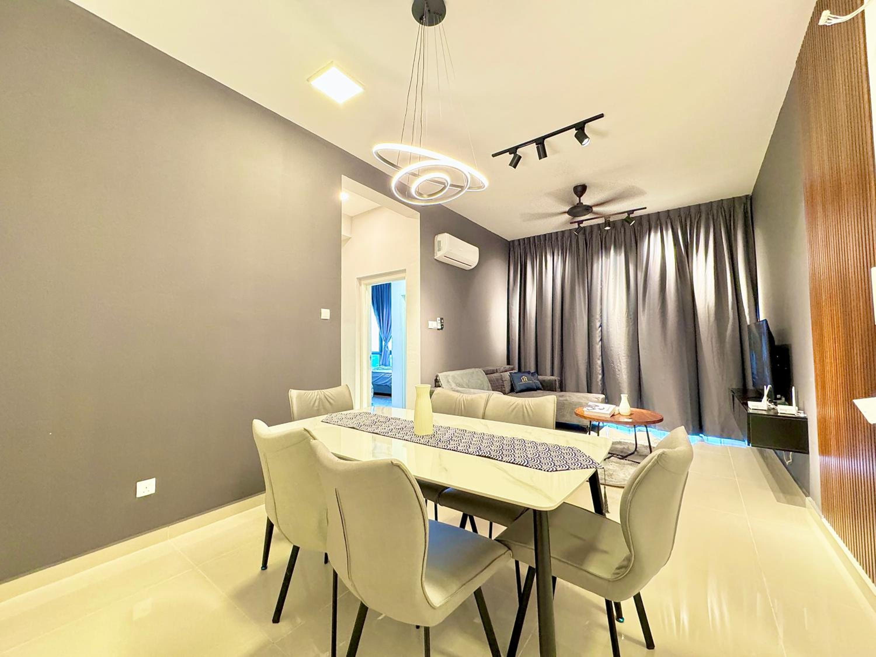 SKS Pavillion Residence Suites by Luxecocoo CK Johor Bahru