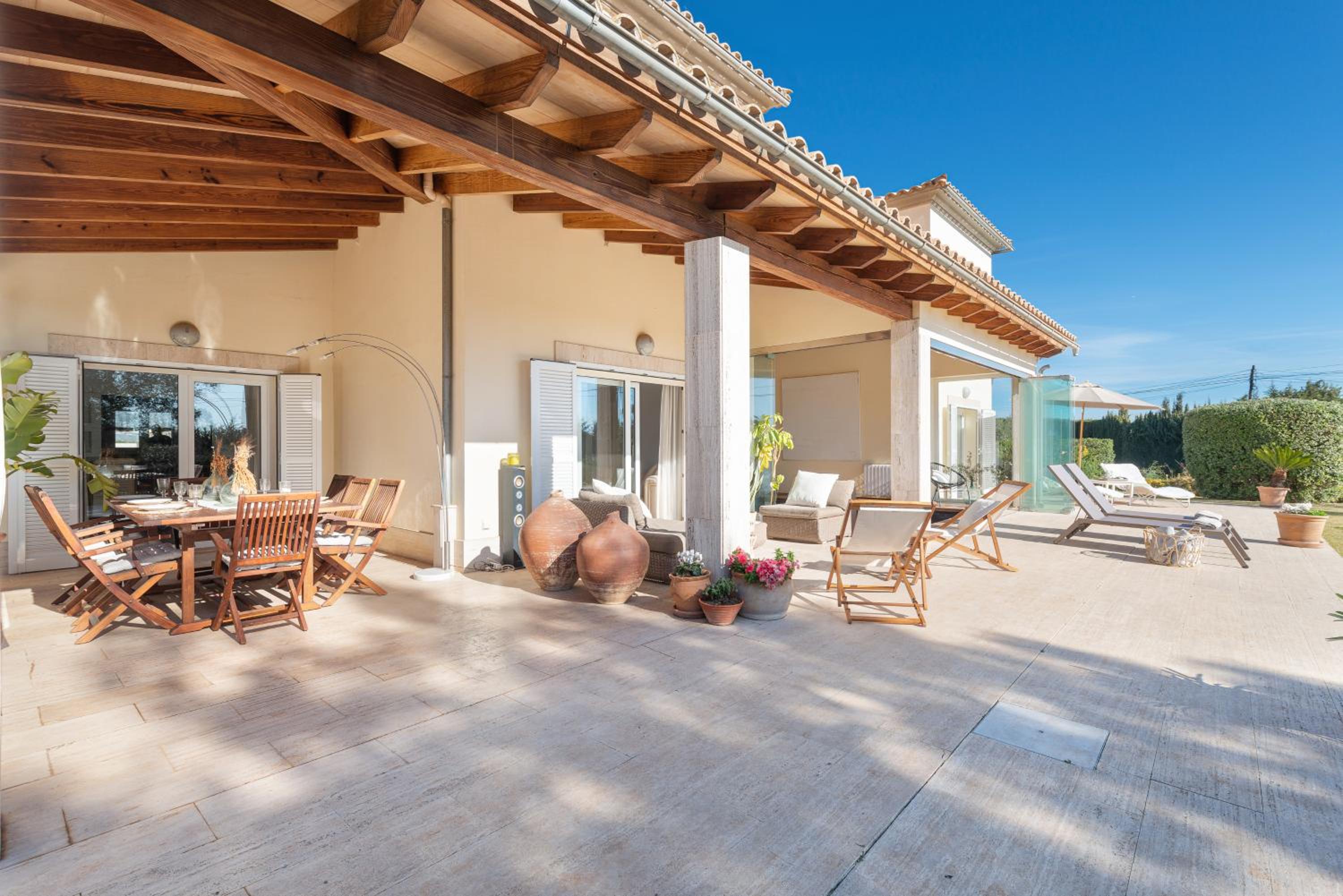 E421 Sa Roqueta by Mallorca Villa Selection