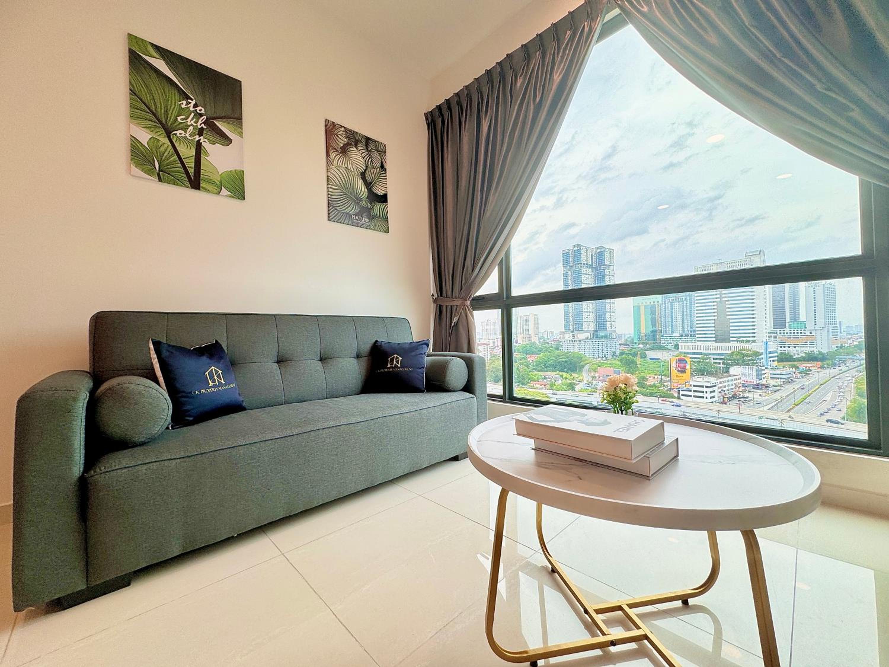 SKS Pavillion Residence Suites by Luxecocoo CK Johor Bahru
