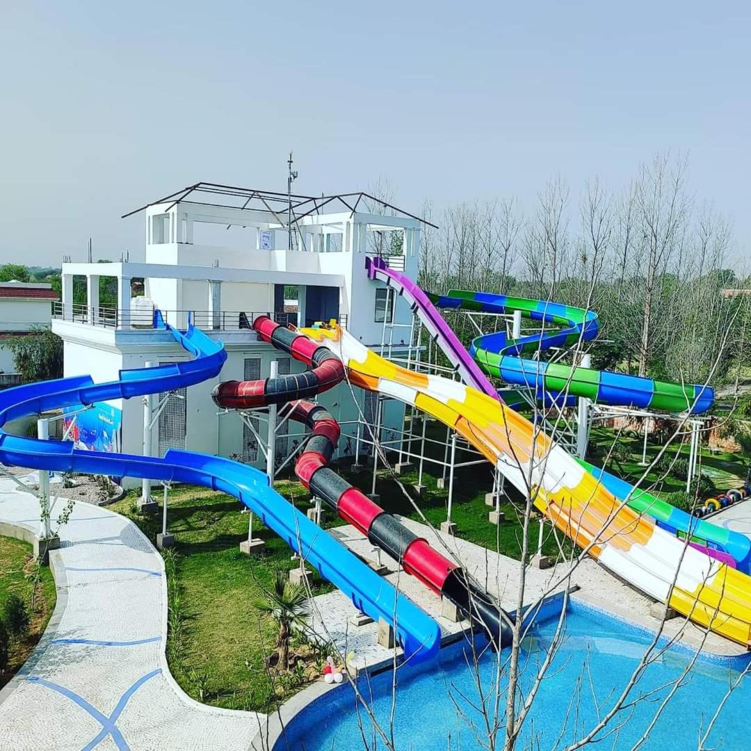 Riverarch Greenfields Resort