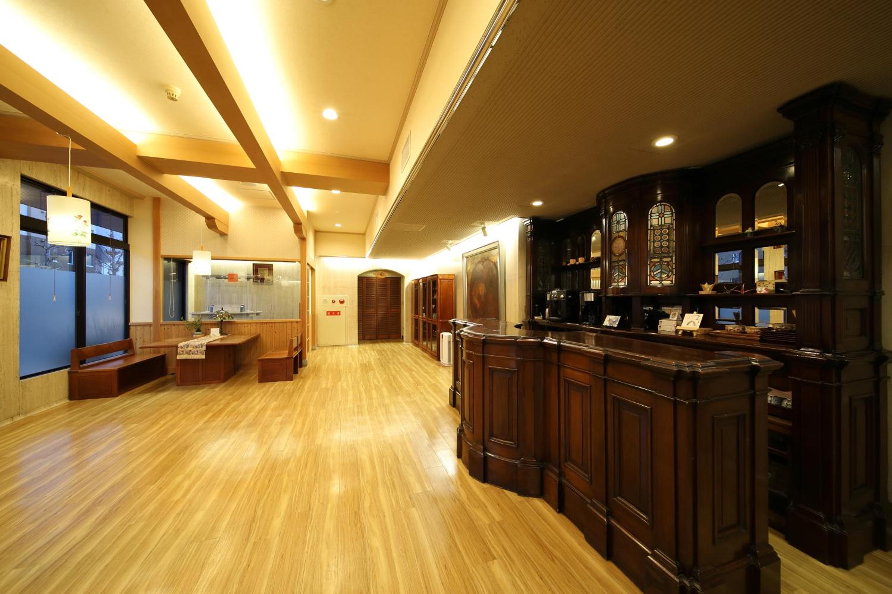 Saga Grace Hotel