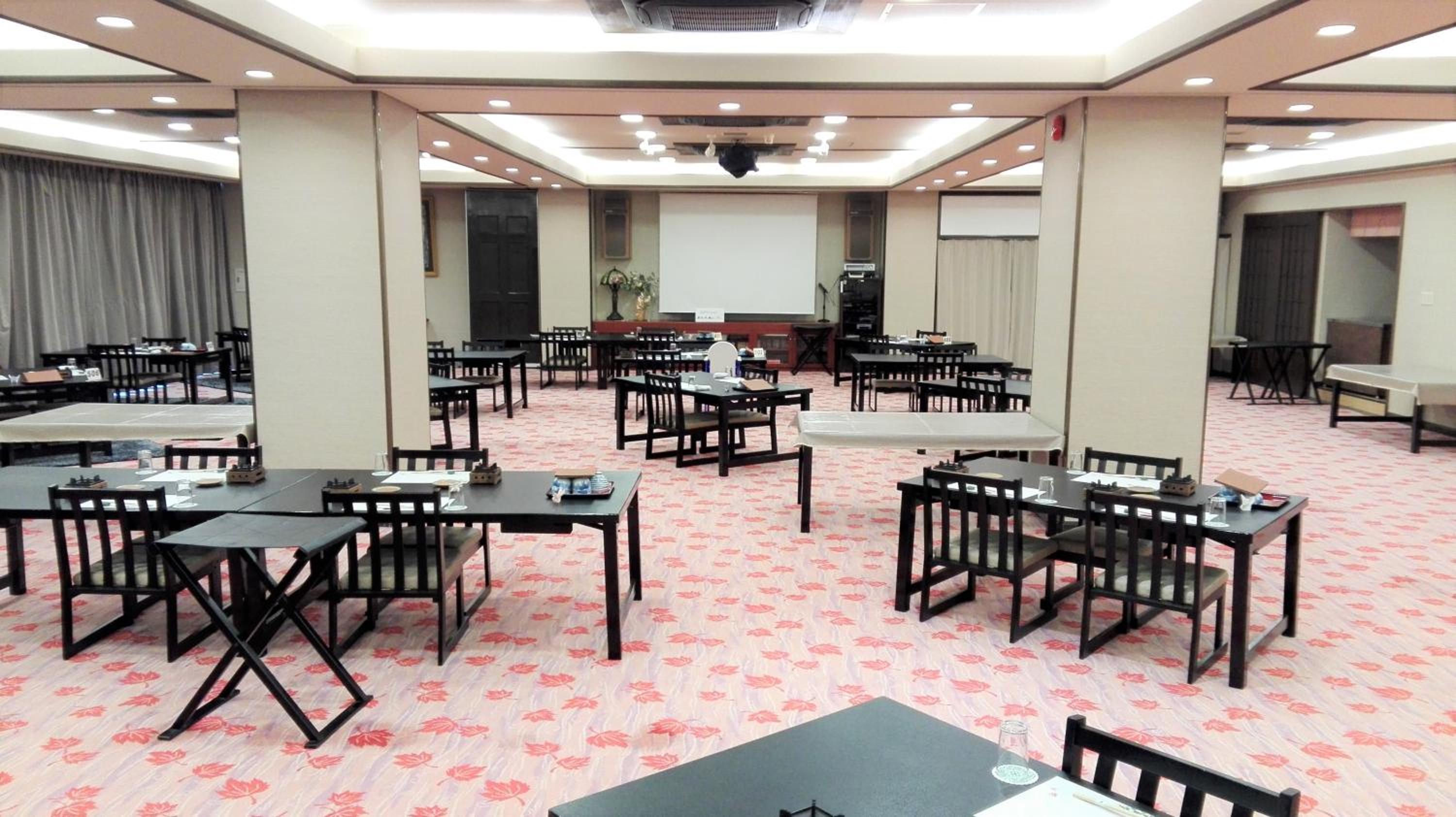 Saga Grace Hotel