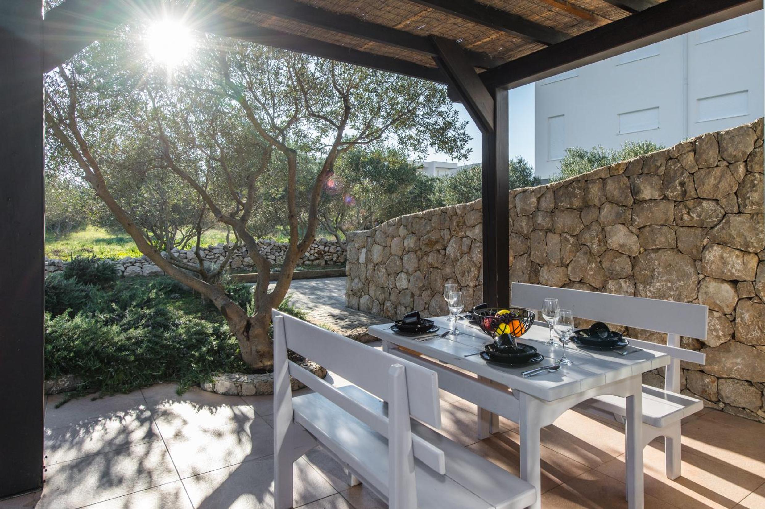 Holiday Home Olive Garden view 3