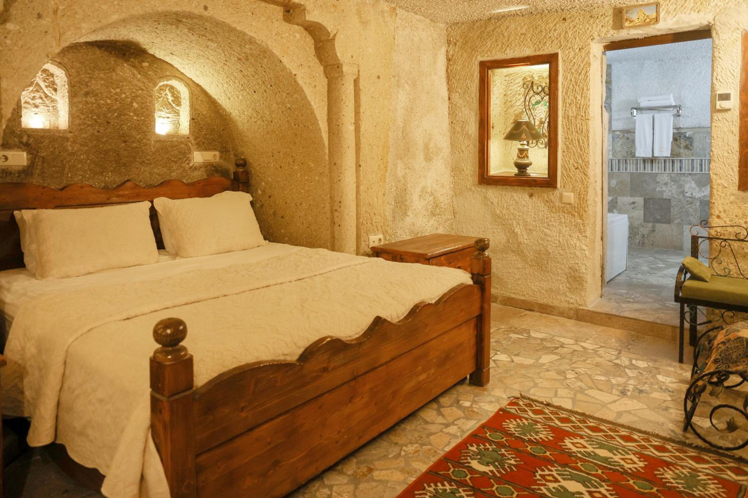 Maccan Cave Hotel - Image 14