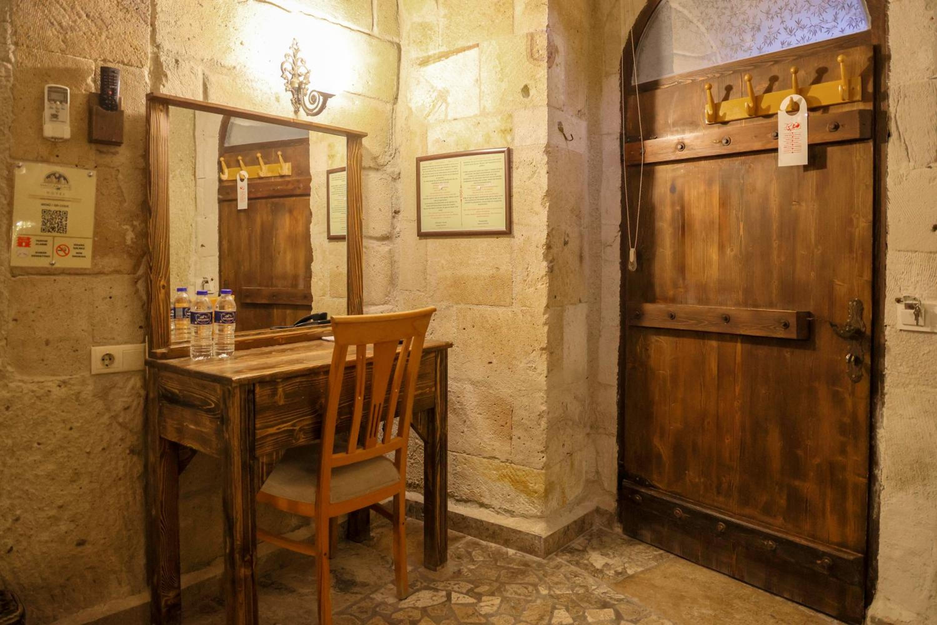 Maccan Cave Hotel - Image 10